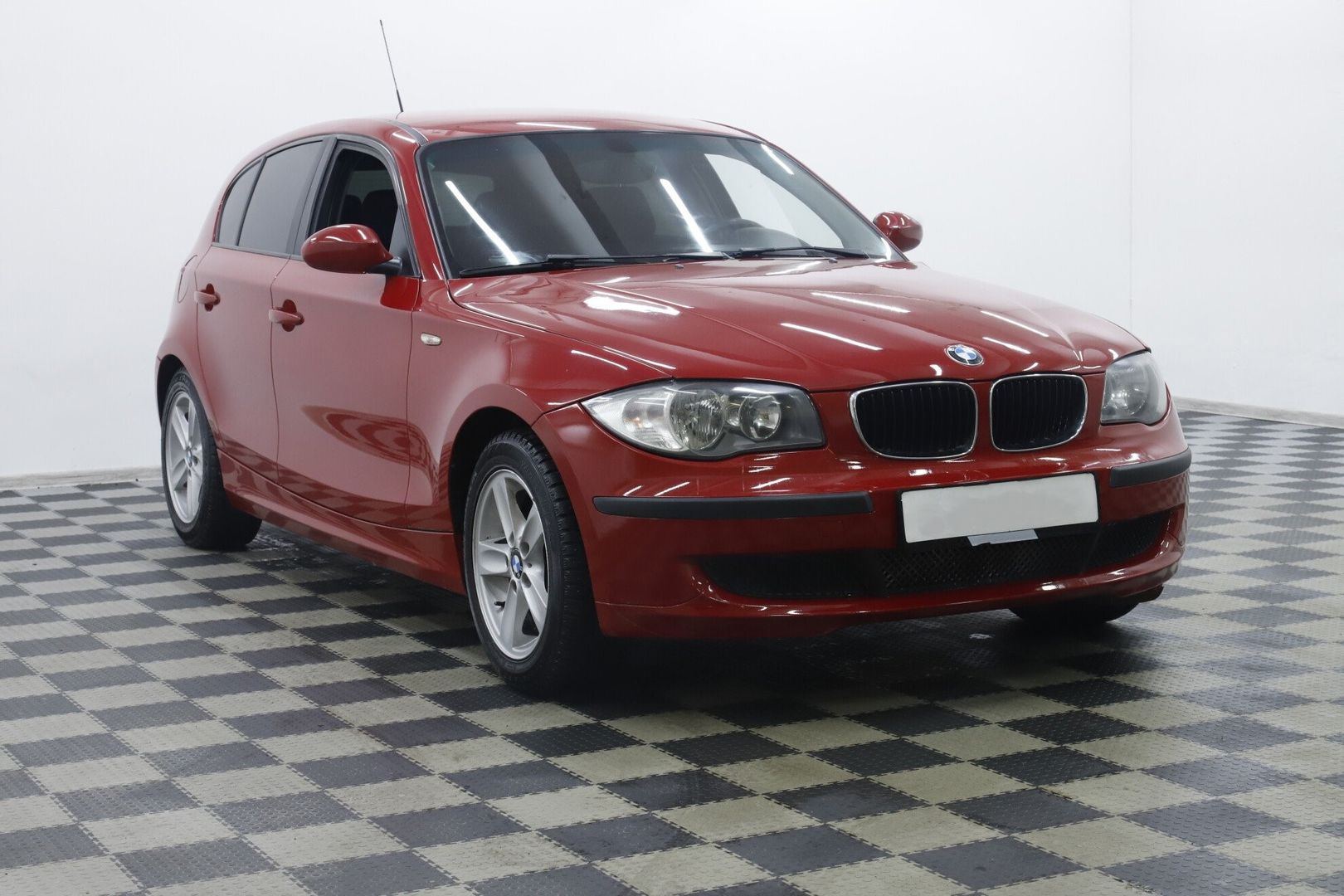 BMW 1 серии, I (E81/E82/E87/E88) Рестайлинг, 2009 фото 9