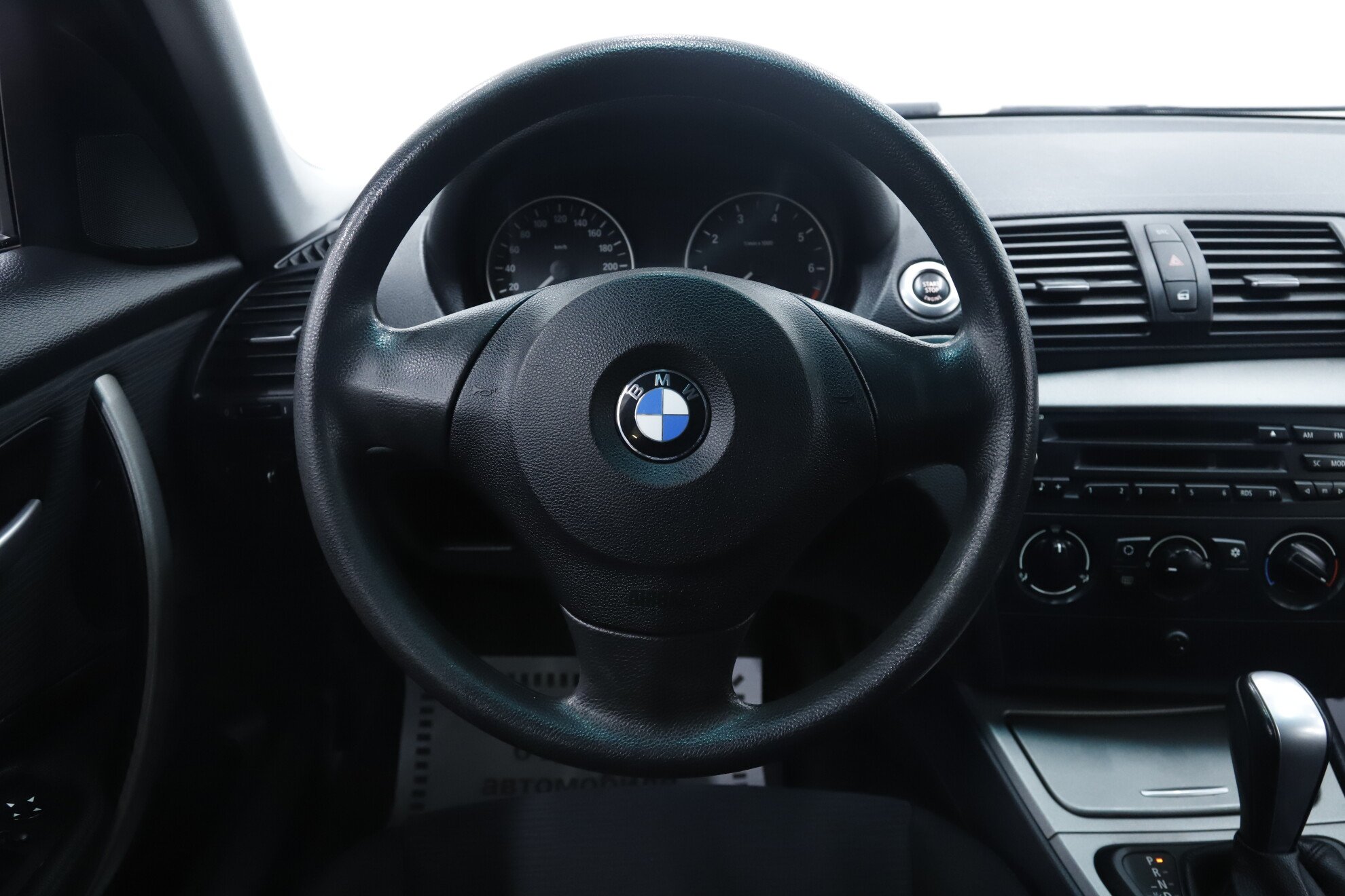 BMW 1 серии, I (E81/E82/E87/E88) Рестайлинг, 2009 фото 17