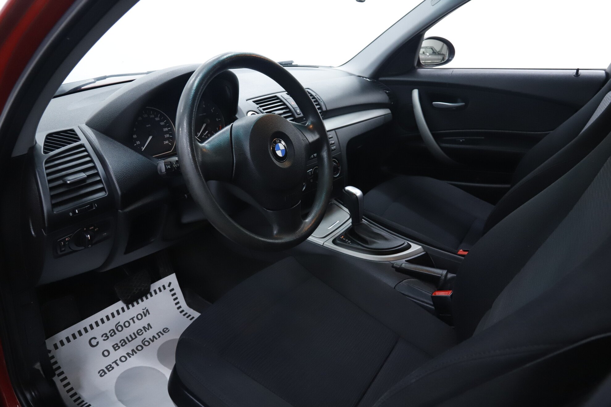 BMW 1 серии, I (E81/E82/E87/E88) Рестайлинг, 2009 фото 14