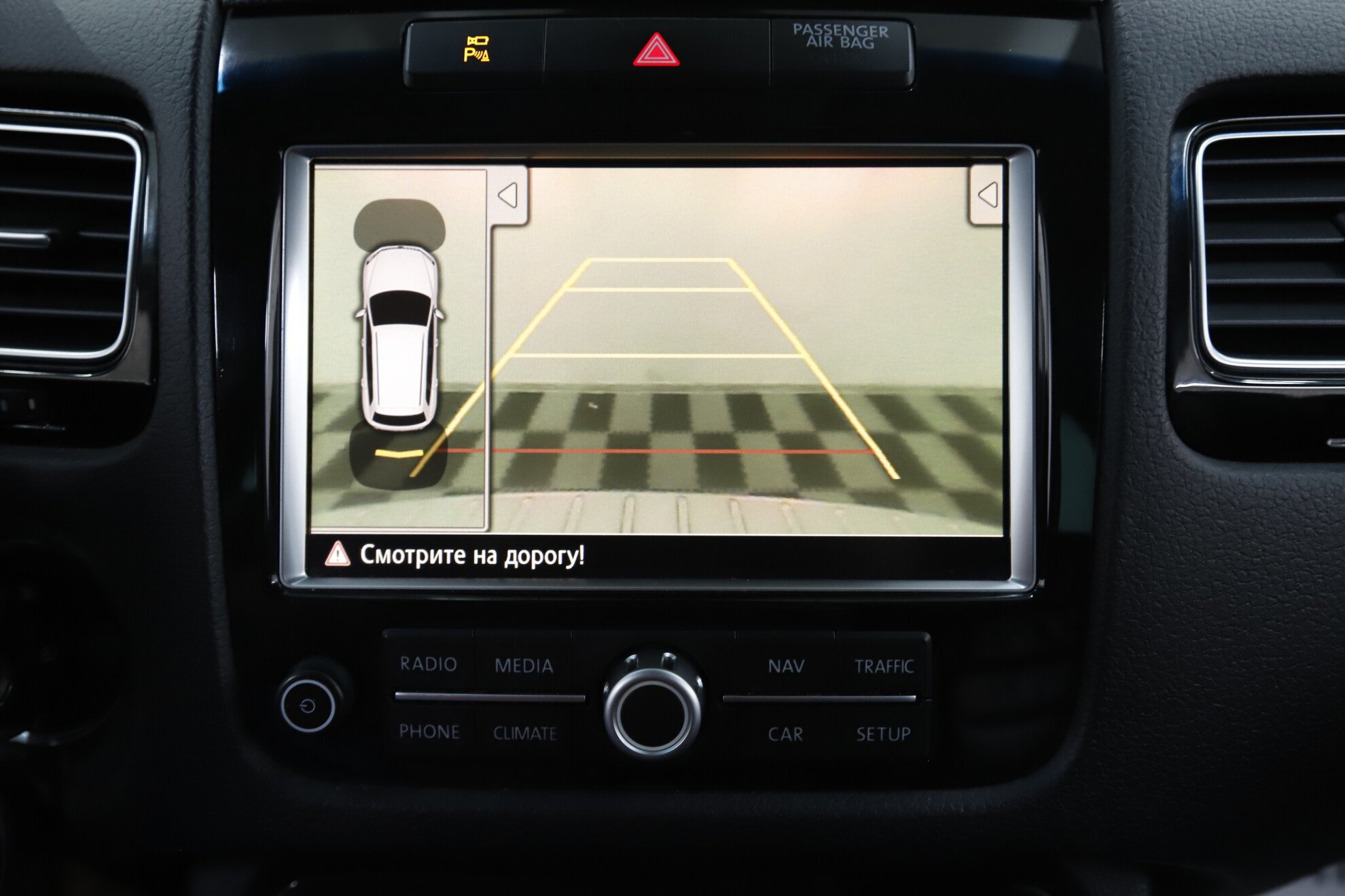 Volkswagen Touareg, II, 2014 фото 19