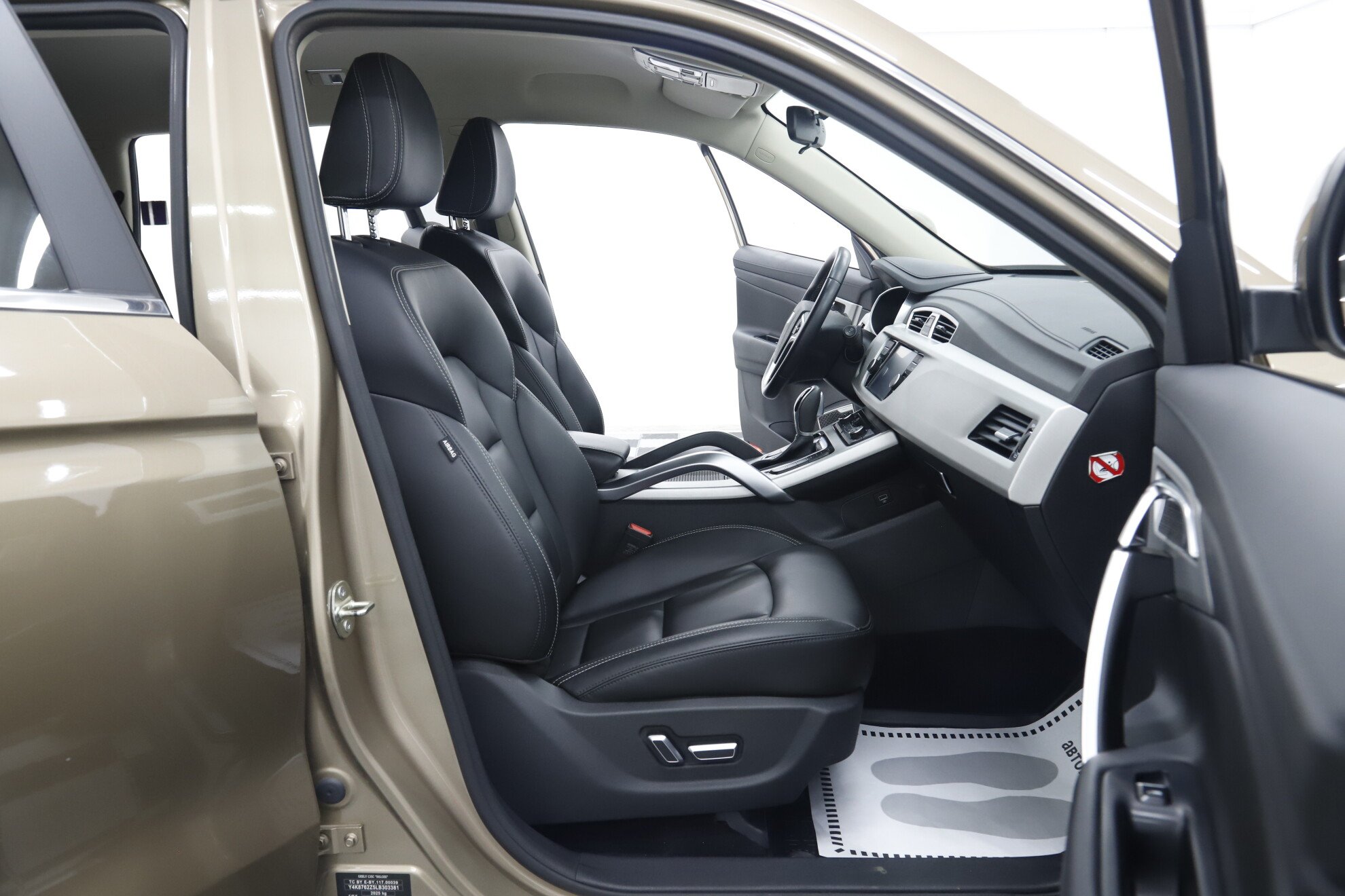 Geely Atlas, I, 2020 фото 24