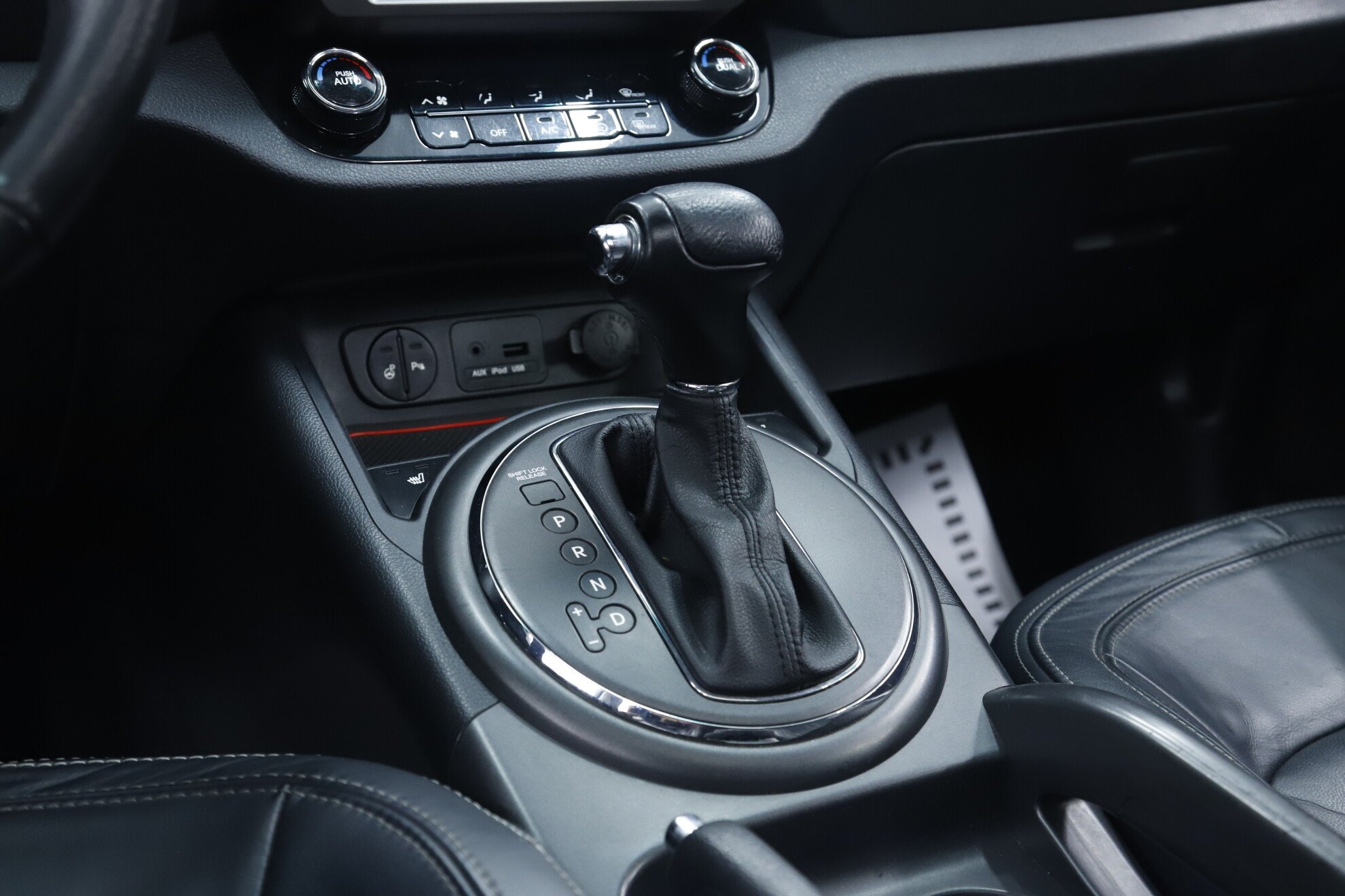 Kia Sportage, III, 2013 фото 16