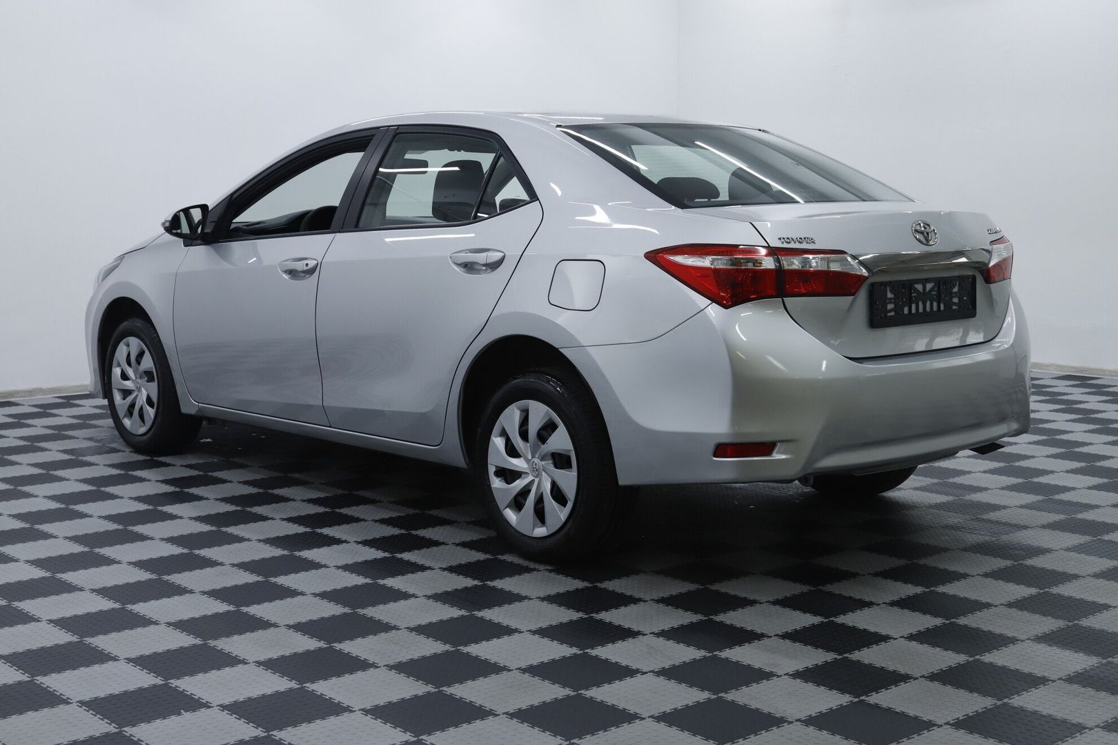 Toyota Corolla, XI (E160, E170, E180), 2014 фото 6