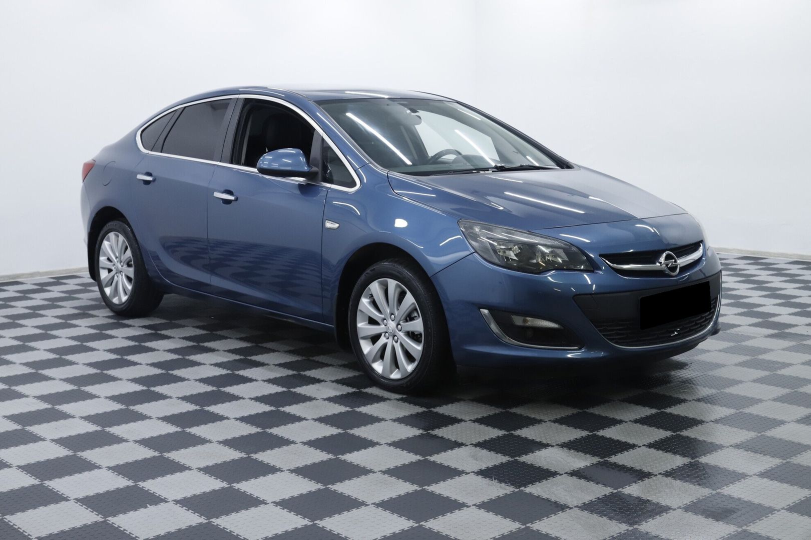 Opel Astra, J Рестайлинг, 2014 фото 3