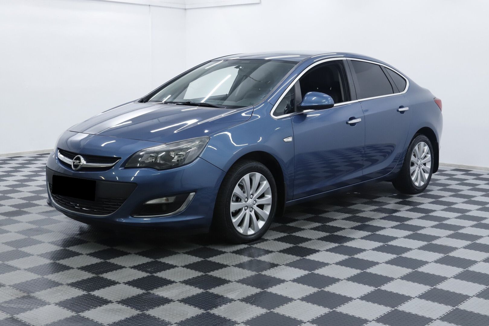 Opel Astra, J Рестайлинг, 2014 фото 4