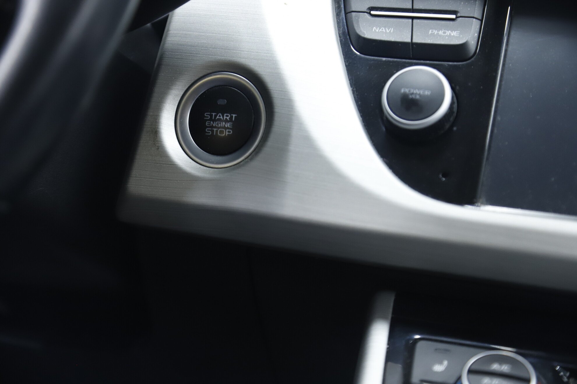 Geely Atlas, I, 2019 фото 13