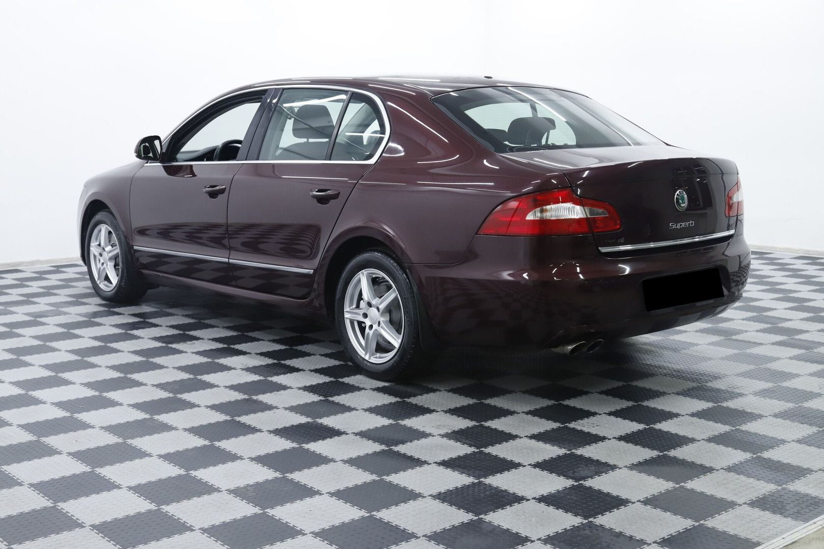 Skoda Superb, II, 2011 фото 6