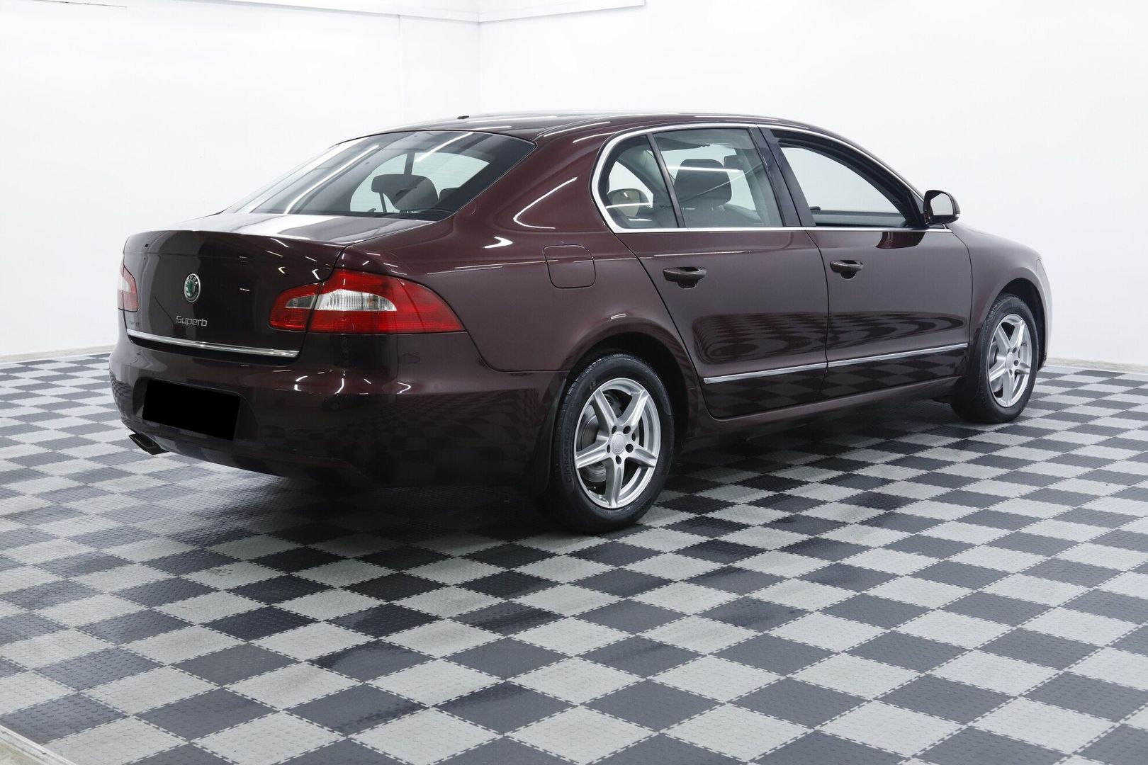 Skoda Superb, II, 2011 фото 5