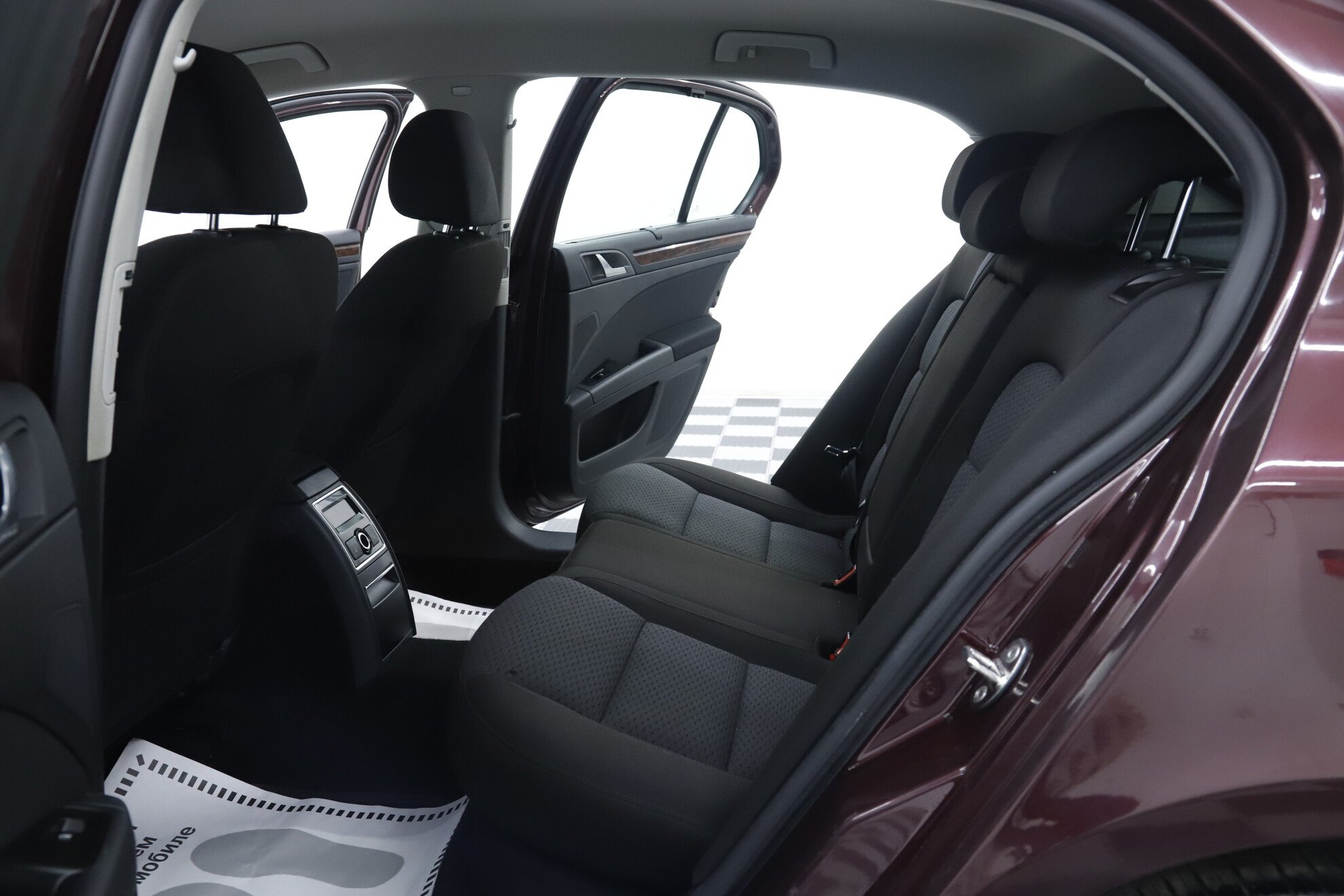 Skoda Superb, II, 2011 фото 22