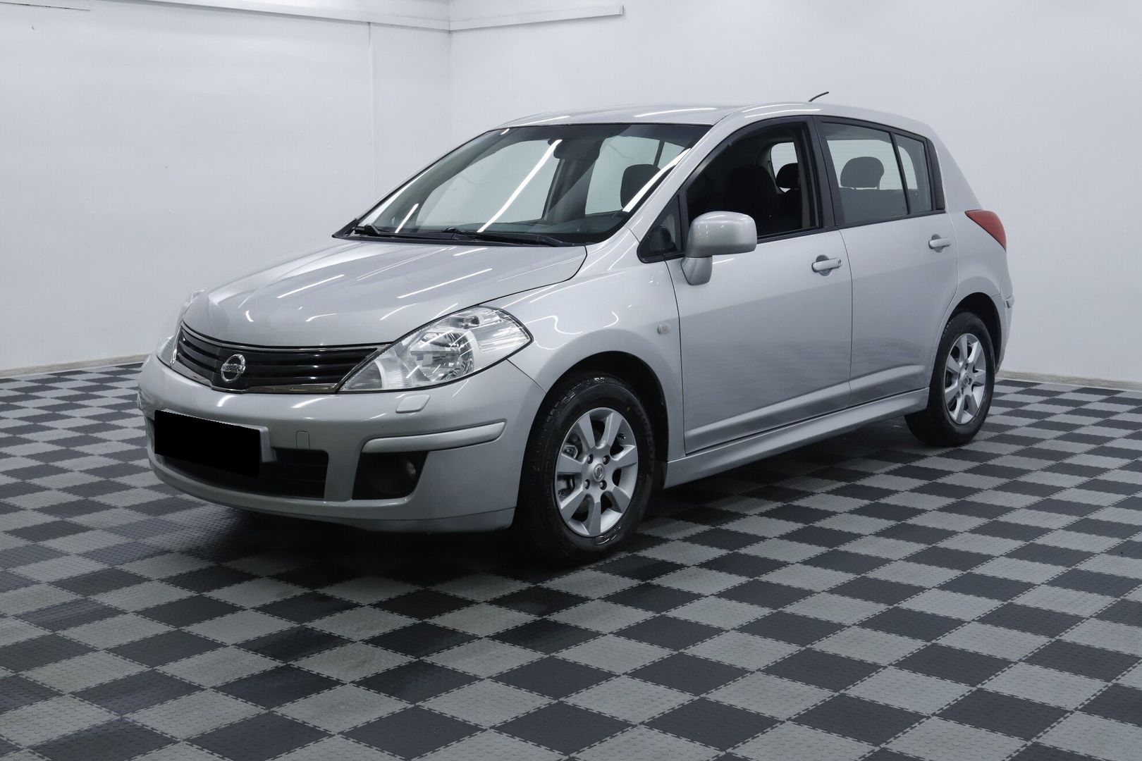 Nissan Tiida, I Рестайлинг, 2011 фото 4