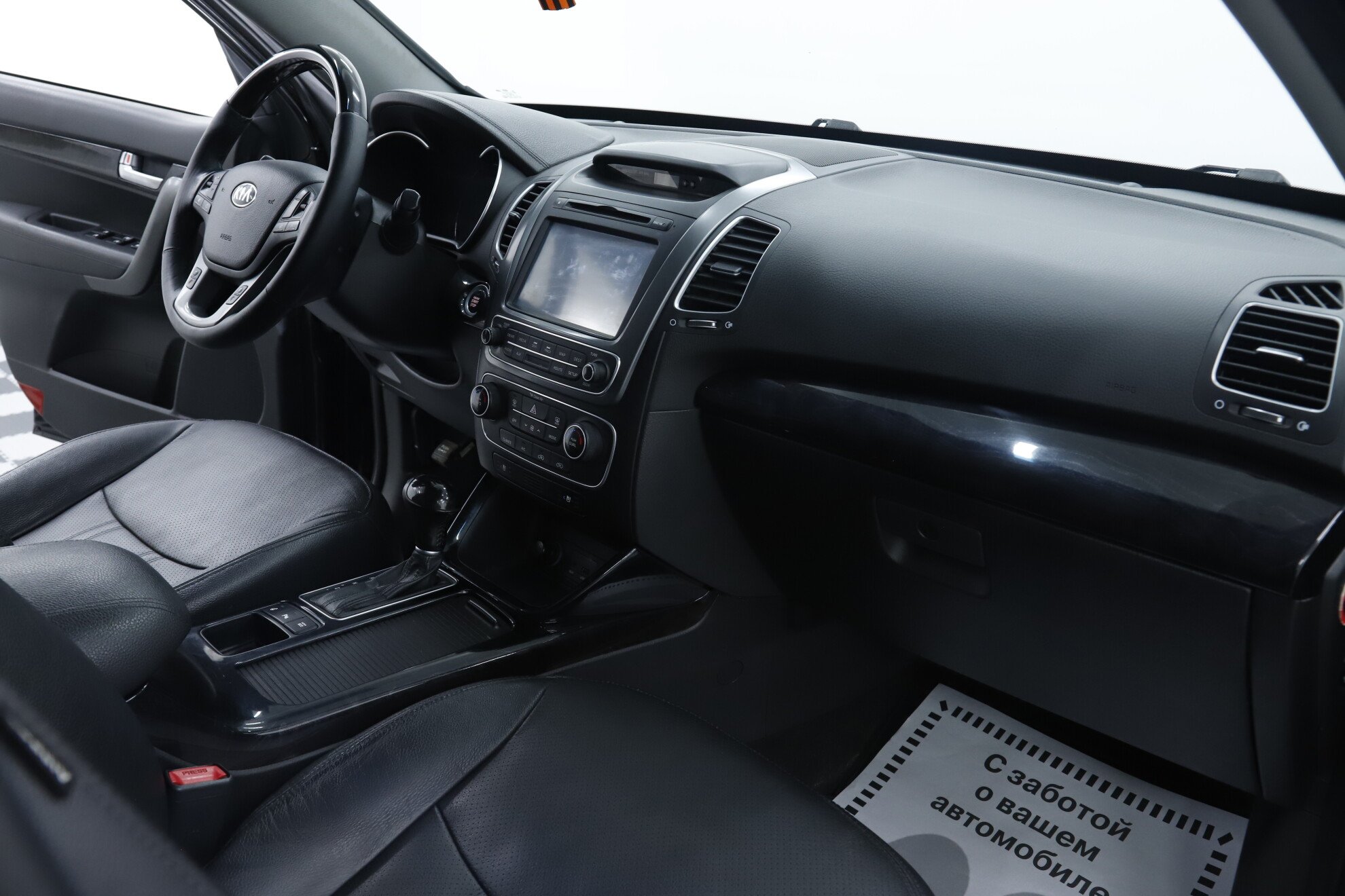 Kia Sorento, II Рестайлинг, 2013 фото 22