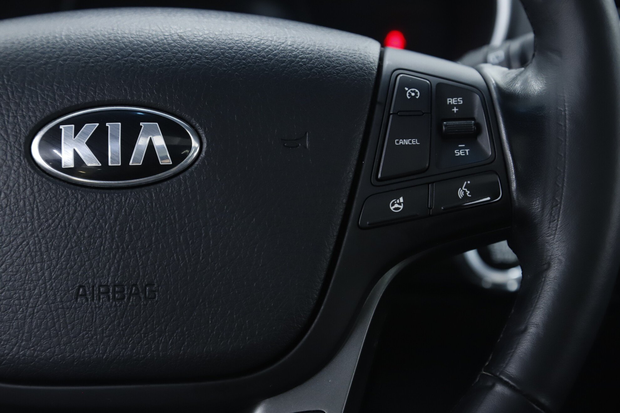 Kia Sorento, II Рестайлинг, 2013 фото 16