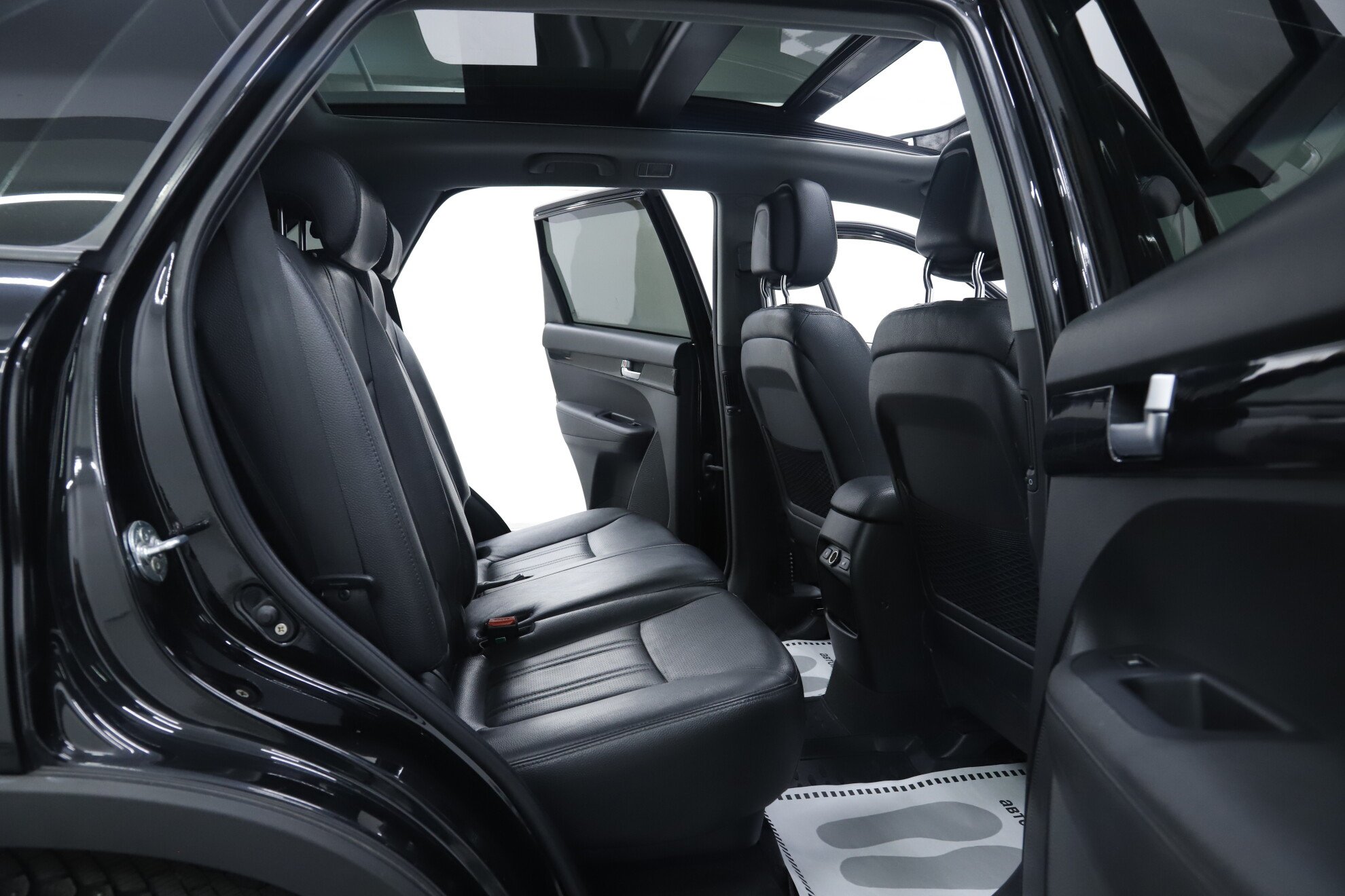 Kia Sorento, II Рестайлинг, 2013 фото 25