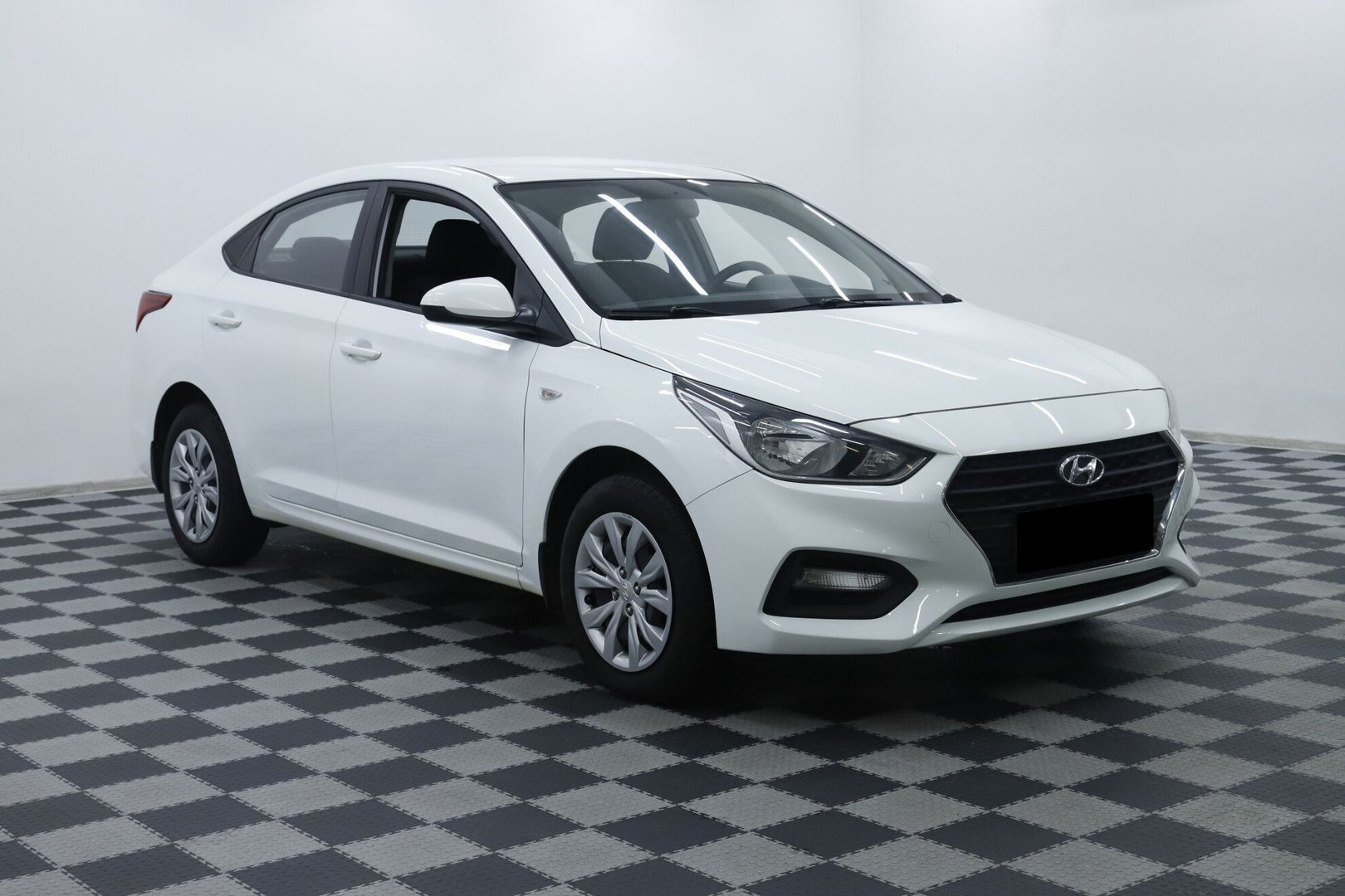 Hyundai Solaris, II, 2018 фото 3