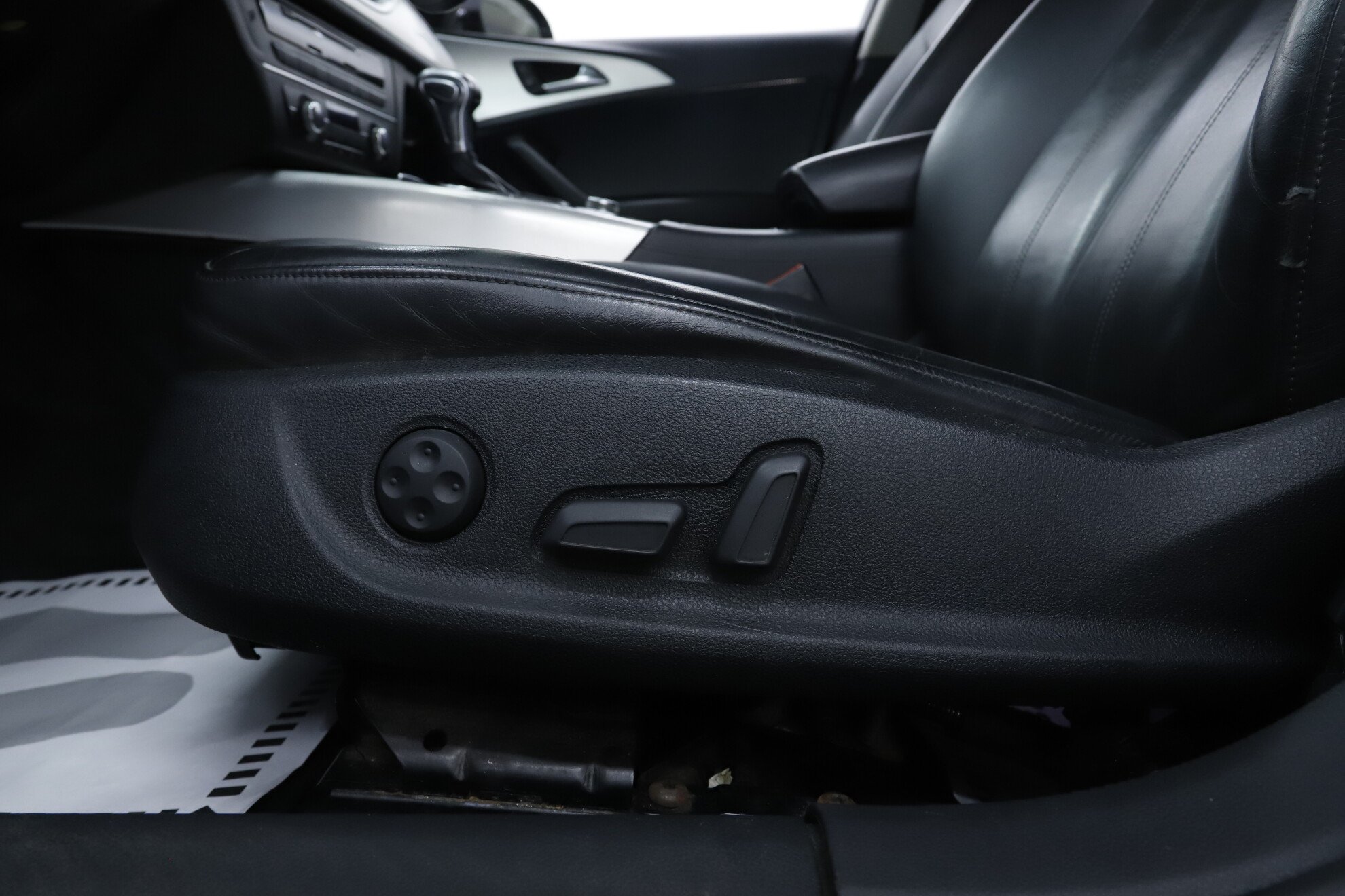 Audi A6, IV (C7), 2011 фото 13