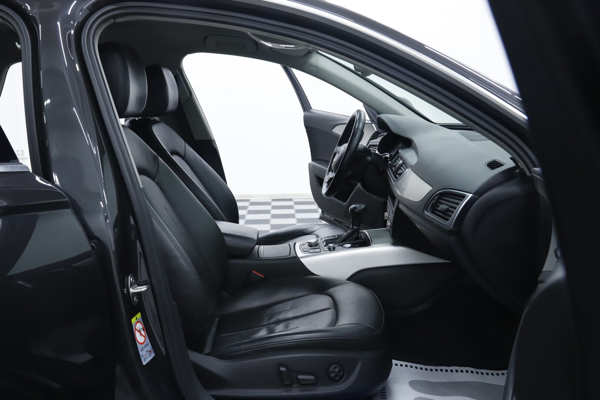 Audi A6, IV (C7), 2011 фото 14