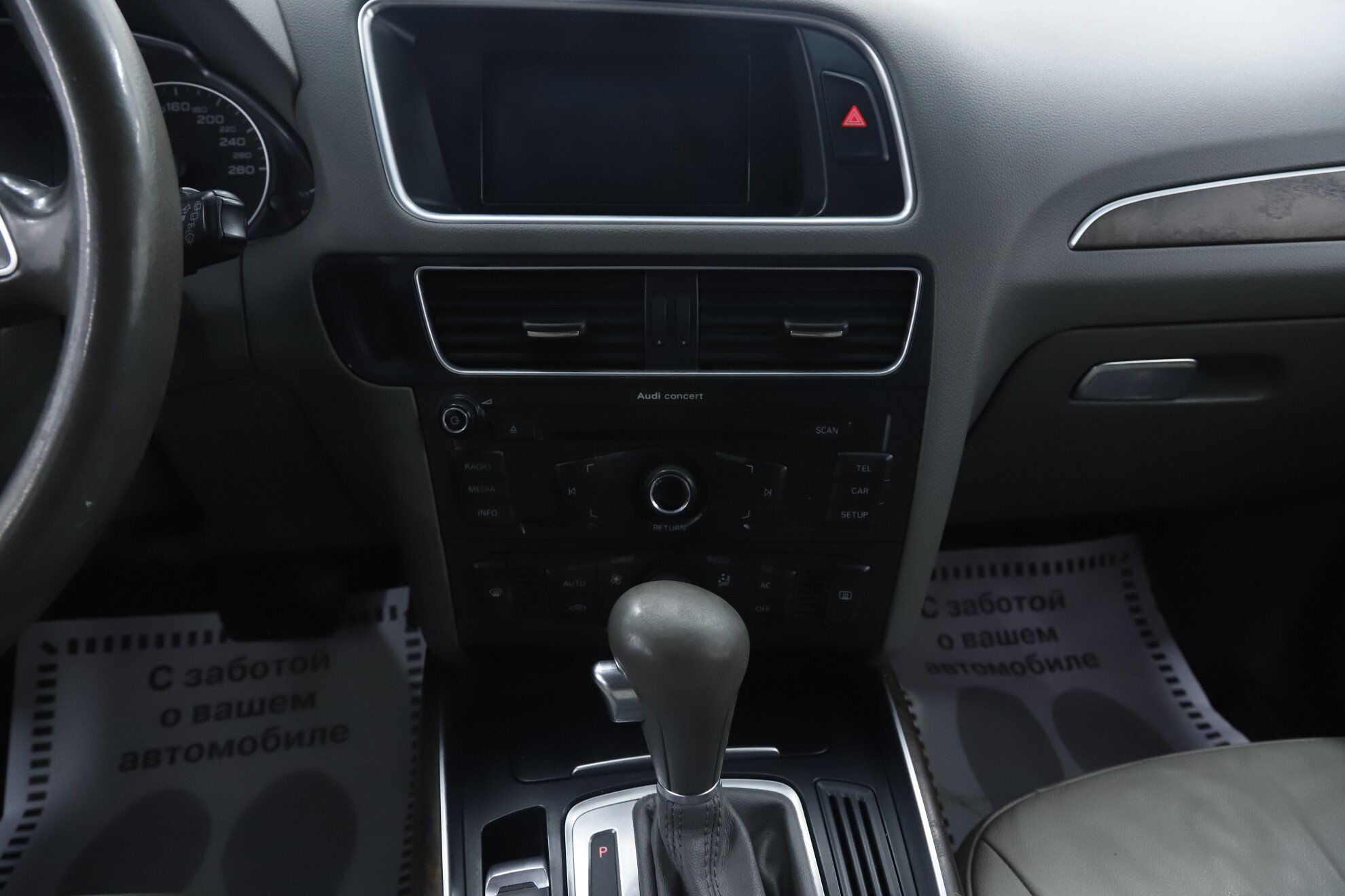 Audi Q5, I (8R), 2010 фото 14