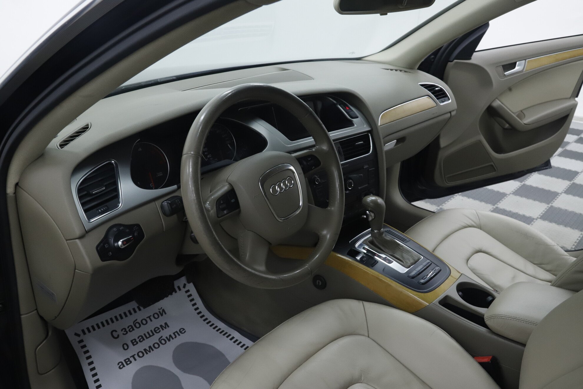 Audi A4, IV (B8), 2008 фото 9