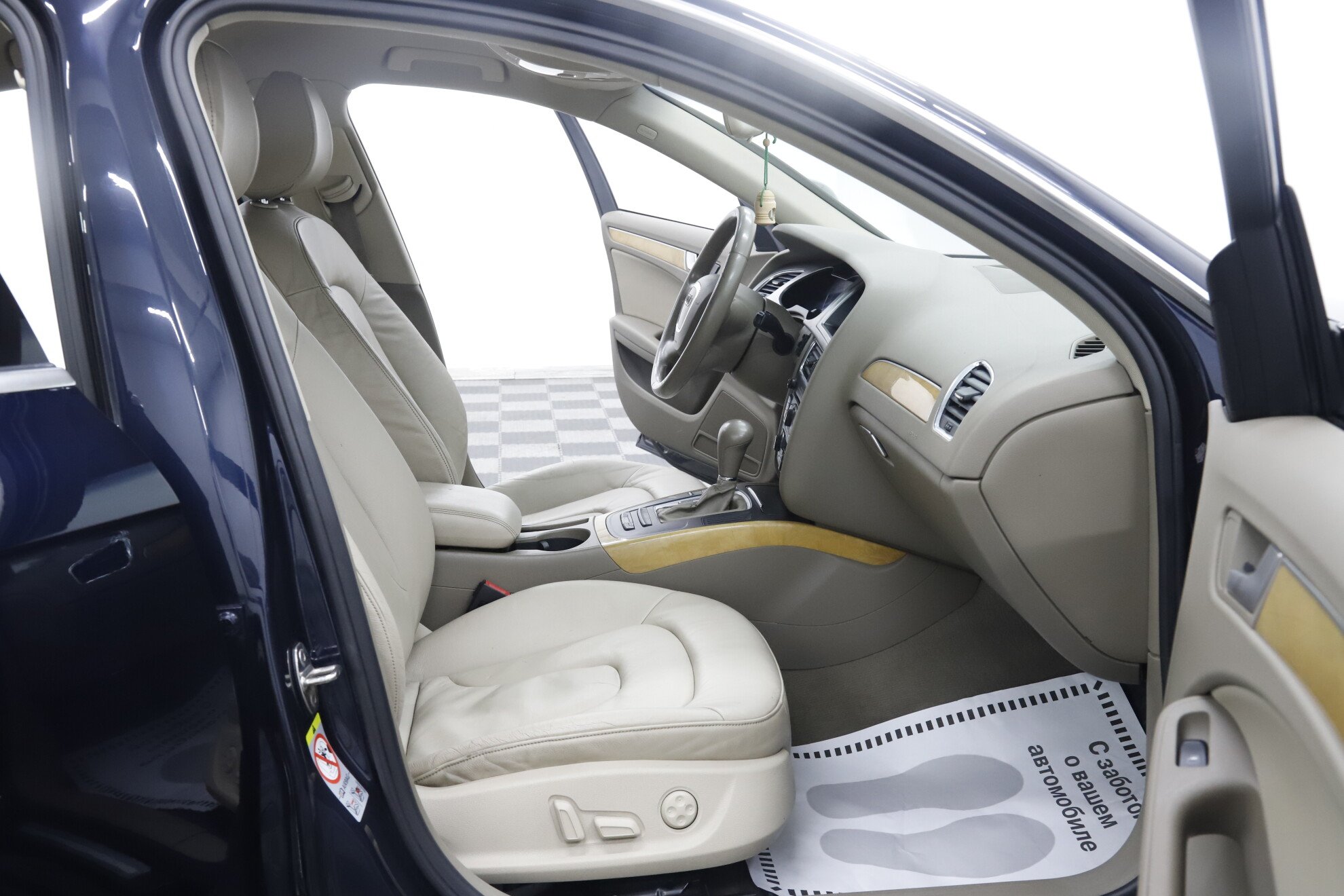 Audi A4, IV (B8), 2008 фото 32