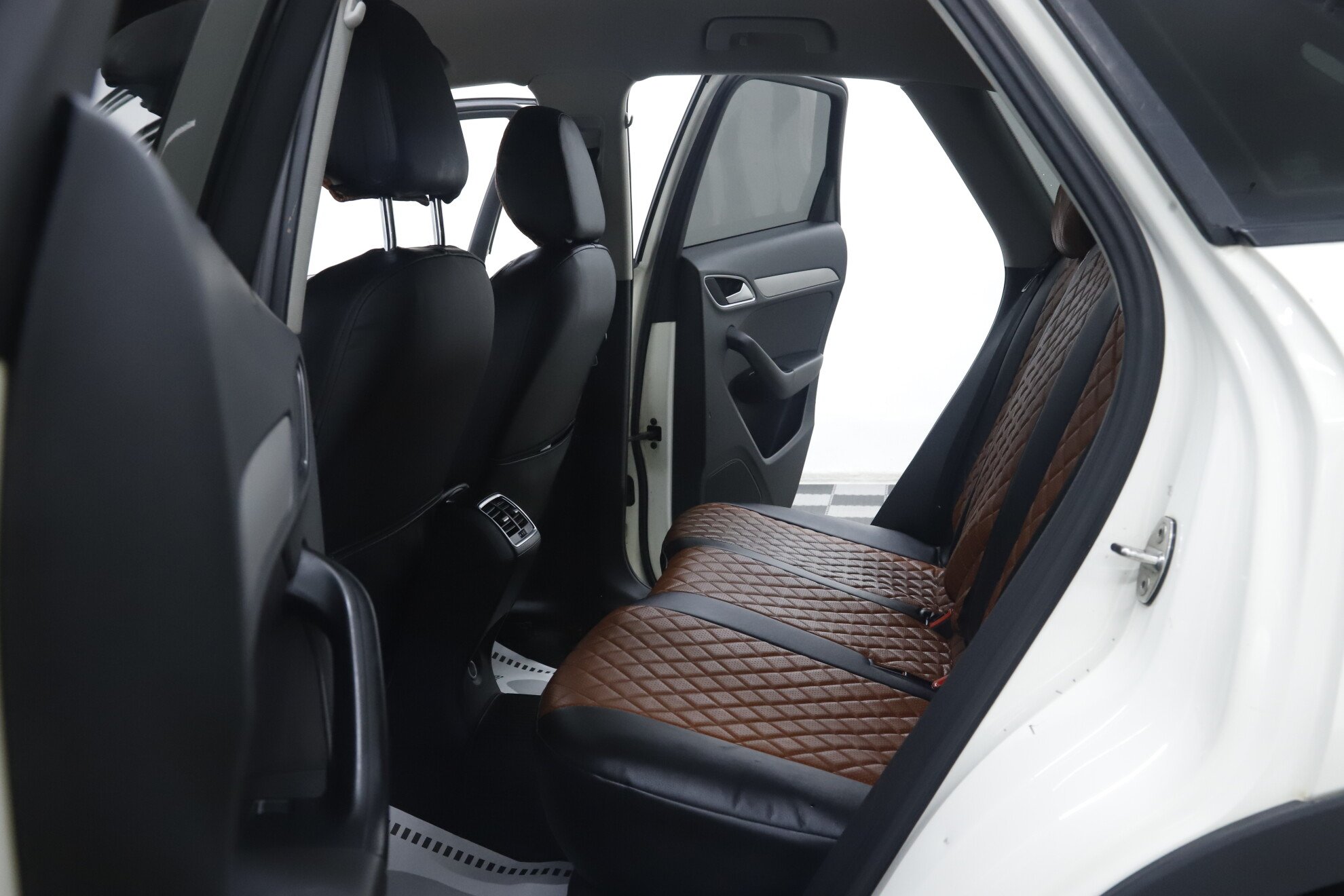 Audi Q3, I (8U), 2013 фото 17