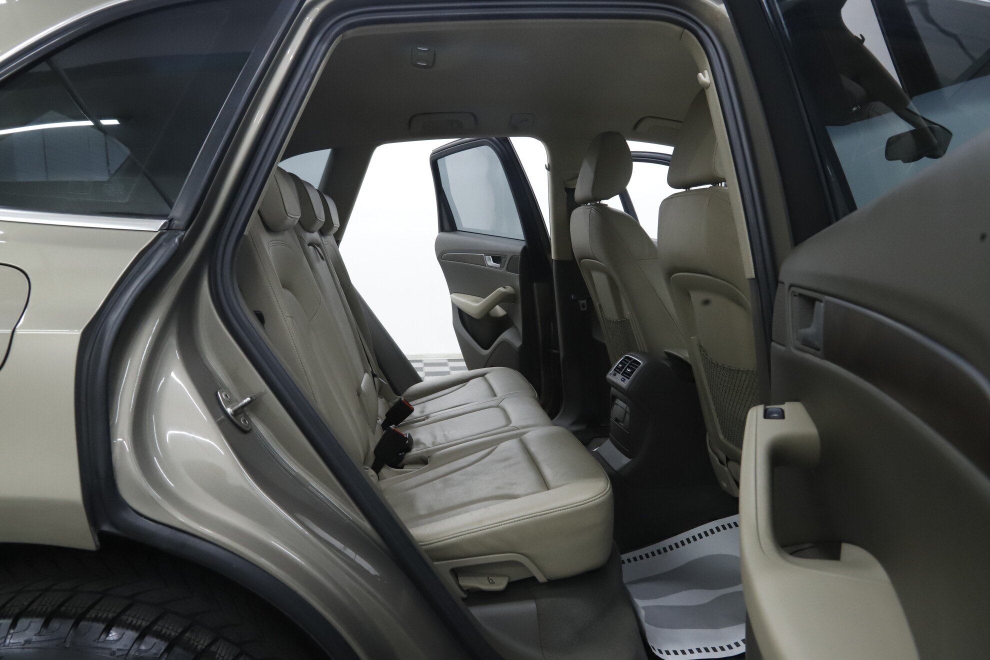 Audi Q5, I (8R), 2009 фото 19