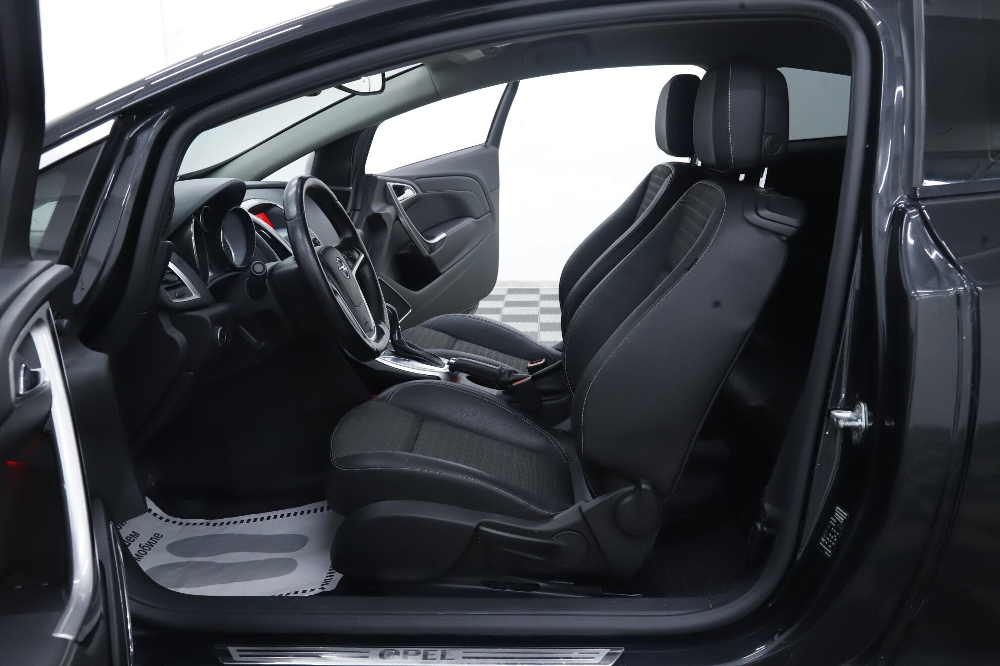 Opel Astra, J Рестайлинг, 2013 фото 7