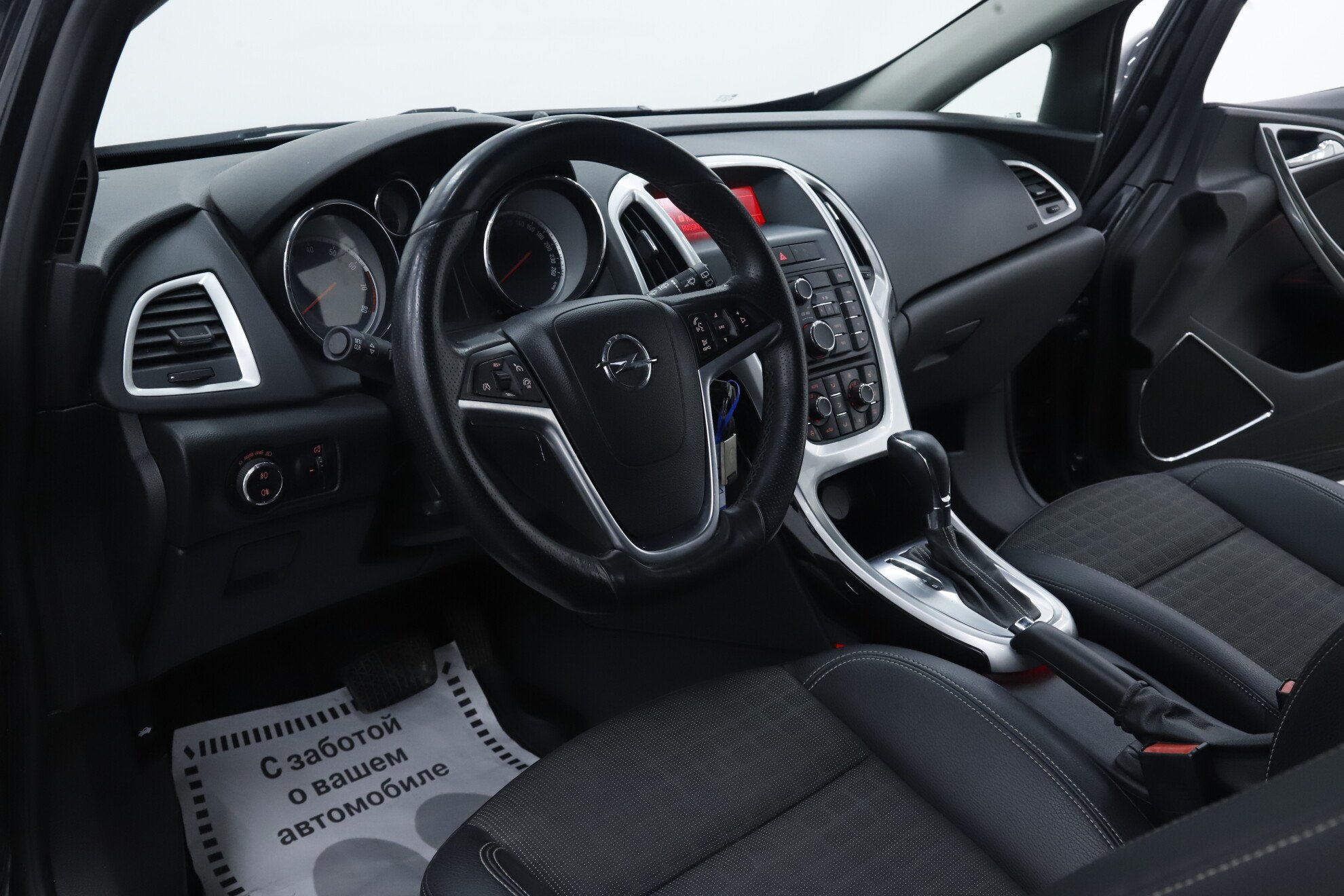 Opel Astra, J Рестайлинг, 2013 фото 8