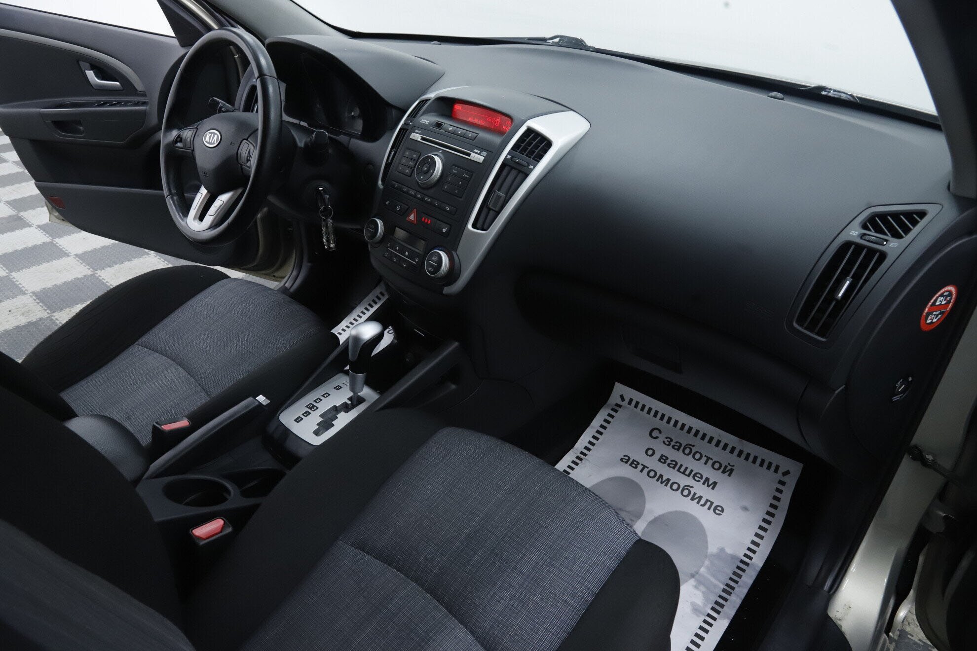 Kia Ceed, I Рестайлинг, 2011 фото 14