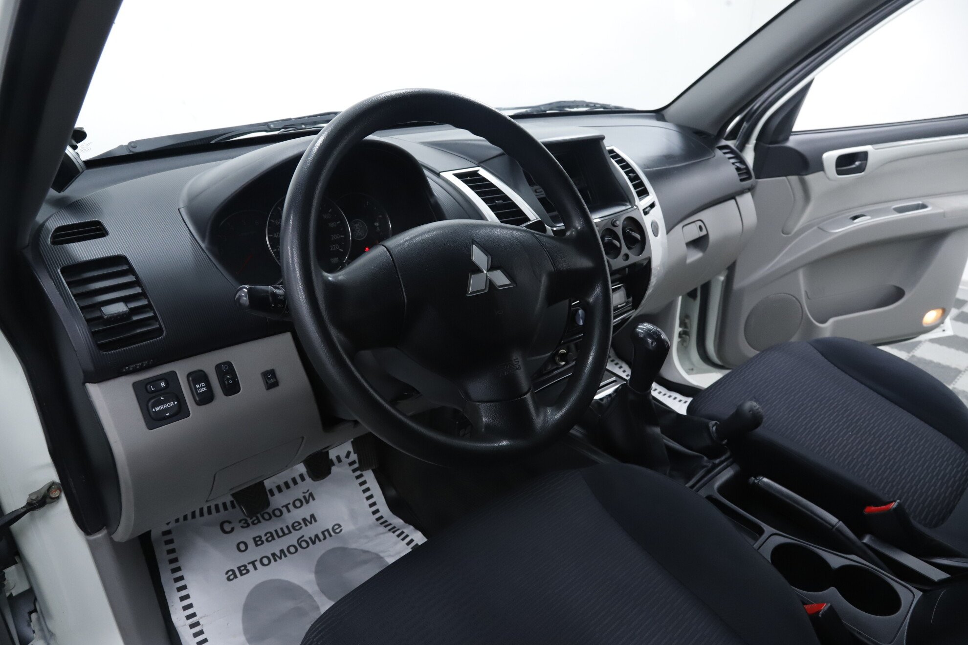 Mitsubishi Pajero Sport, II, 2011 фото 7