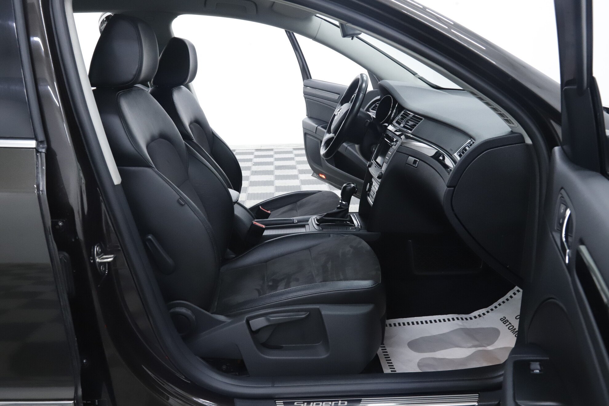 Skoda Superb, II Рестайлинг, 2015 фото 16