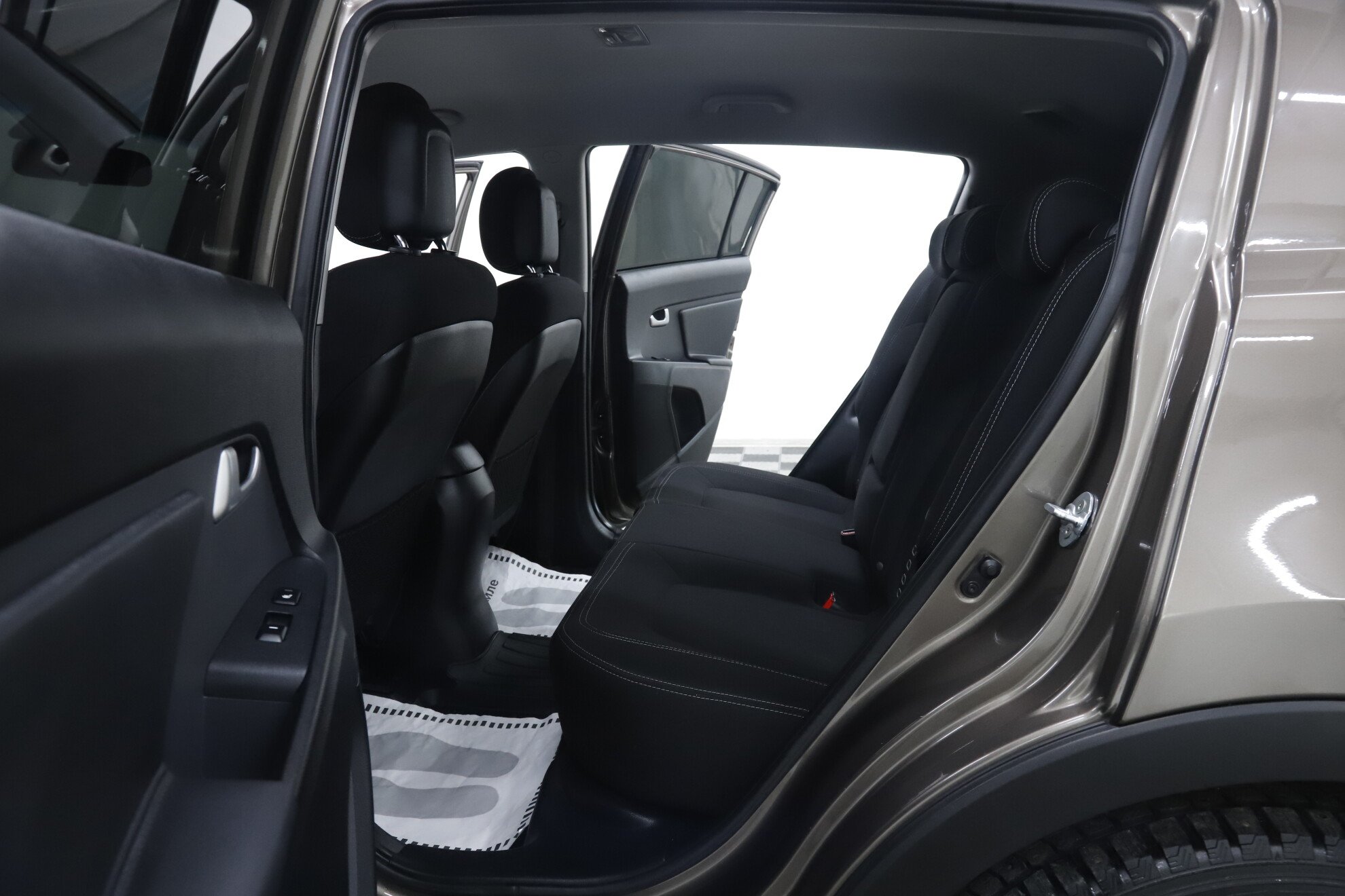 Kia Sportage, III Рестайлинг, 2015 фото 17