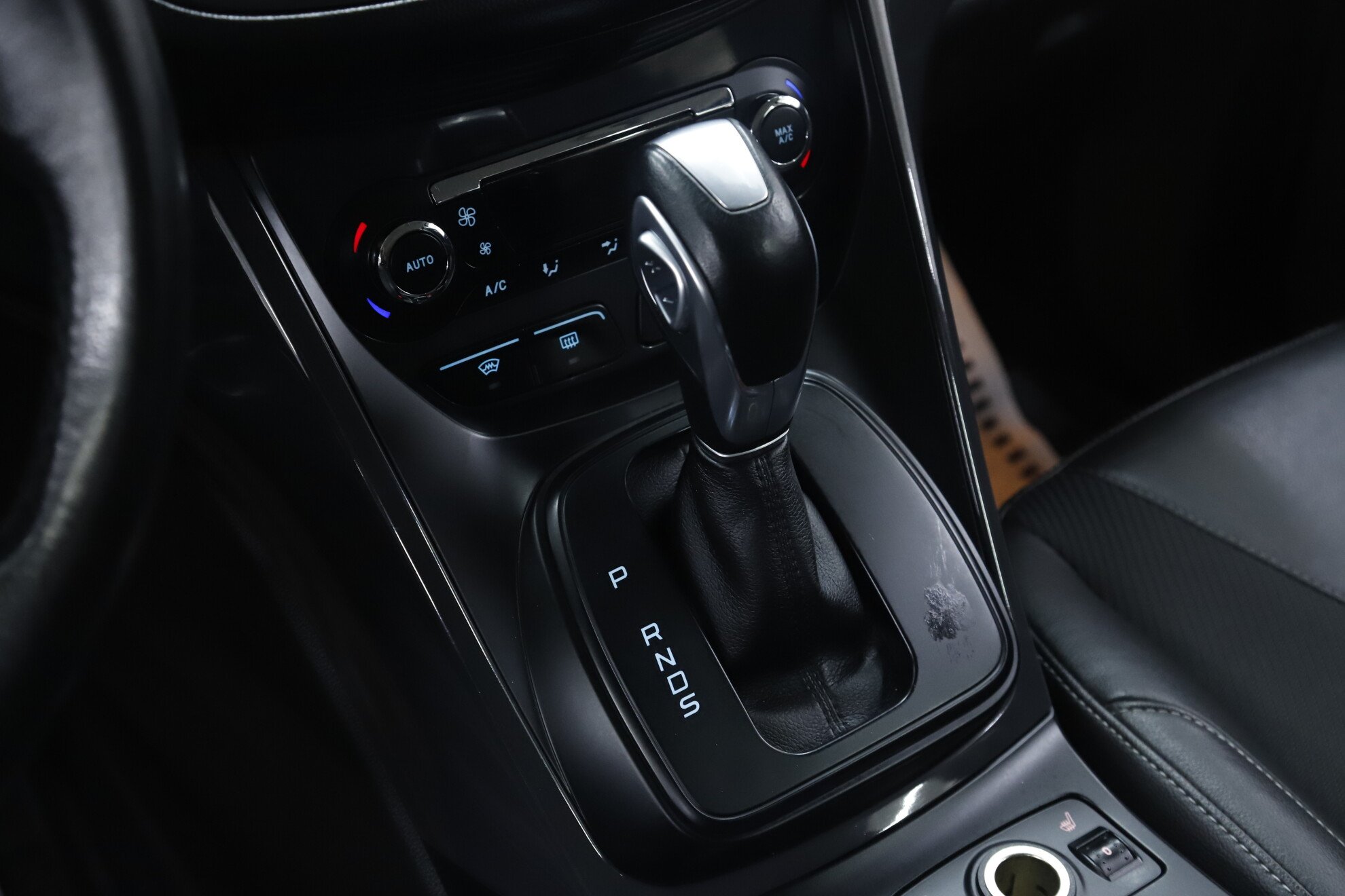 Ford Kuga, II, 2013 фото 14