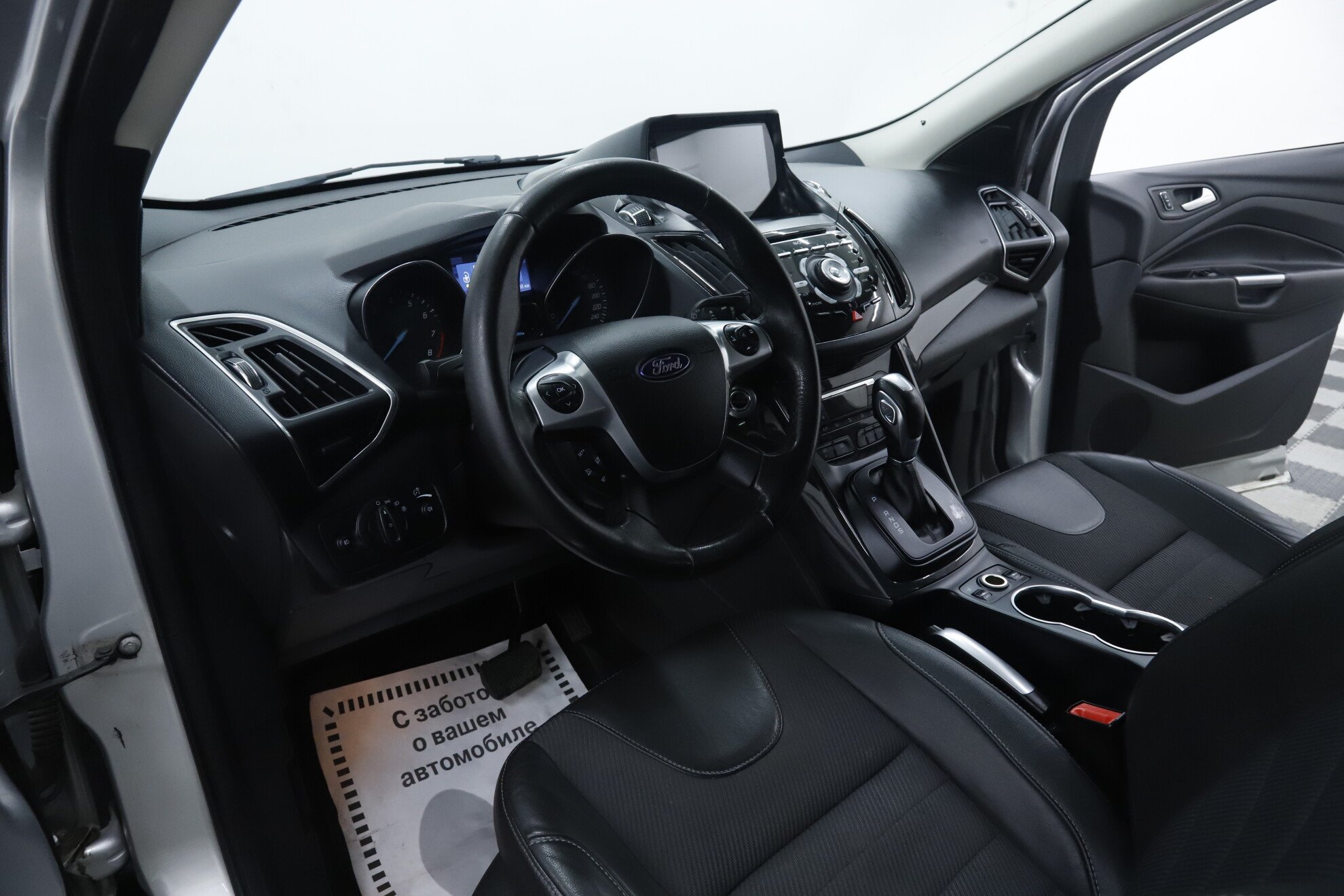 Ford Kuga, II, 2013 фото 8