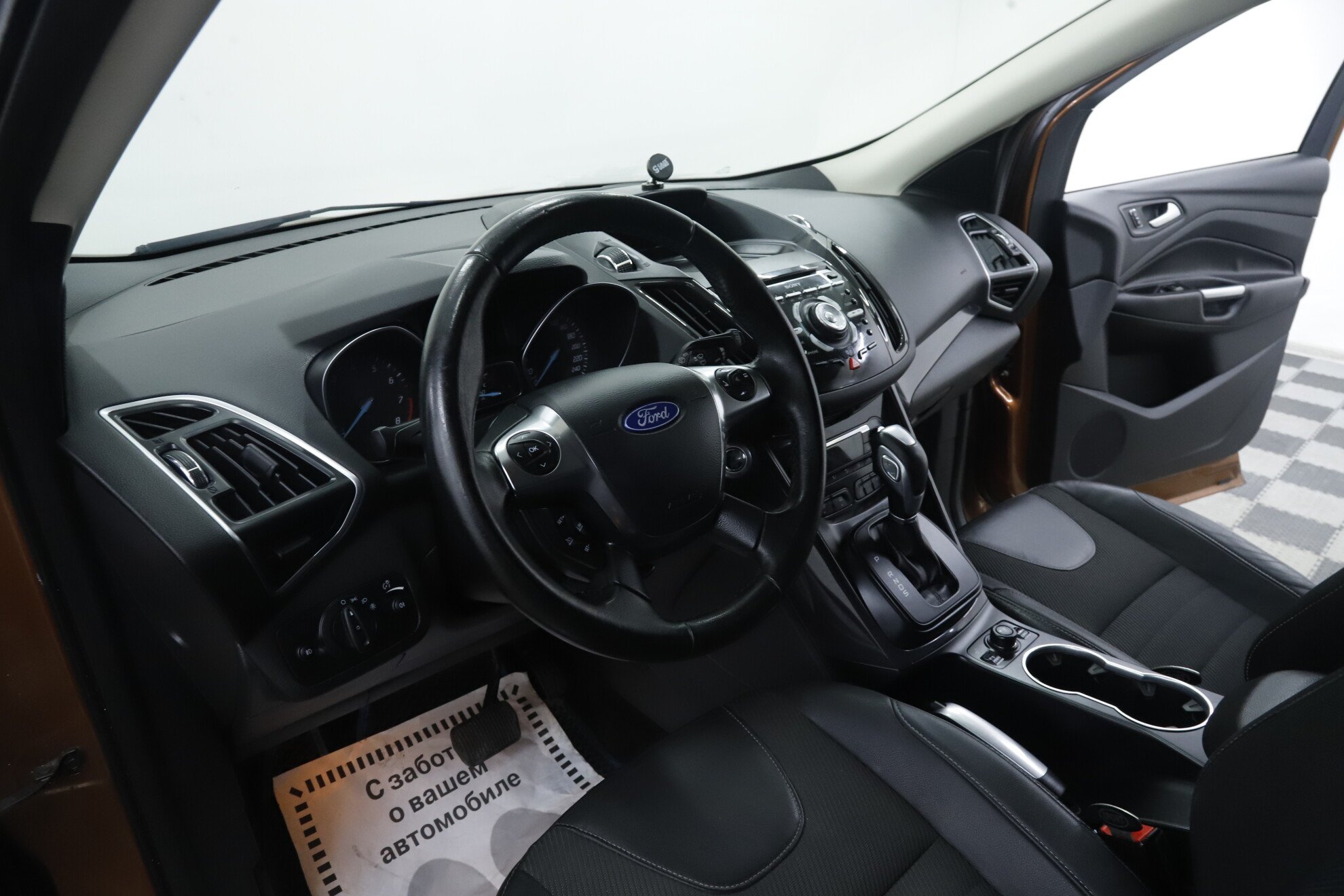 Ford Kuga, II, 2014 фото 8