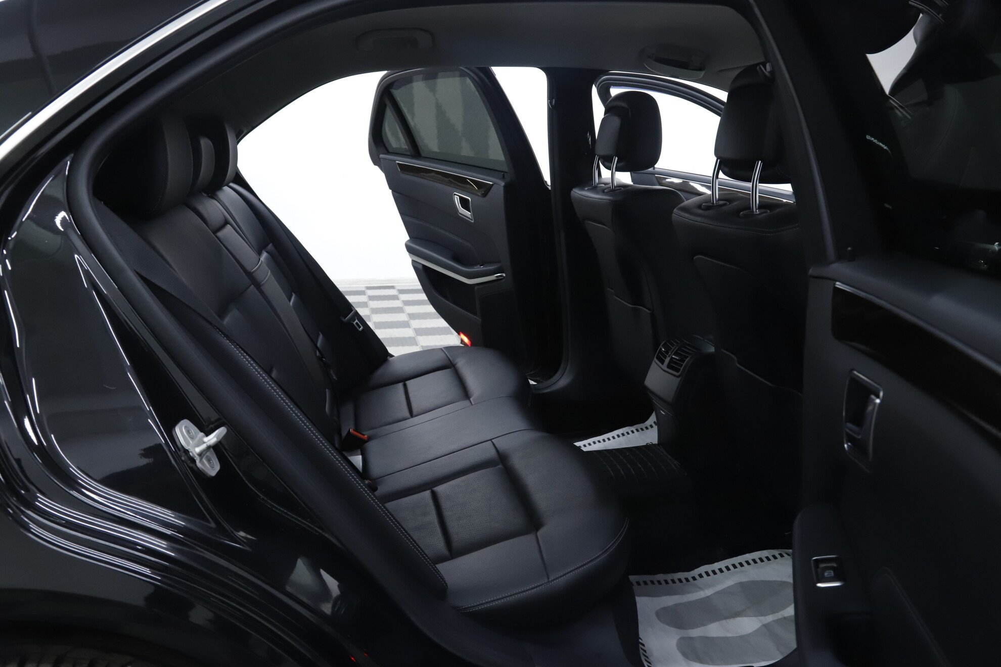 Mercedes-Benz E-Класс, IV (W212, S212, C207) Рестайлинг, 2013 фото 17