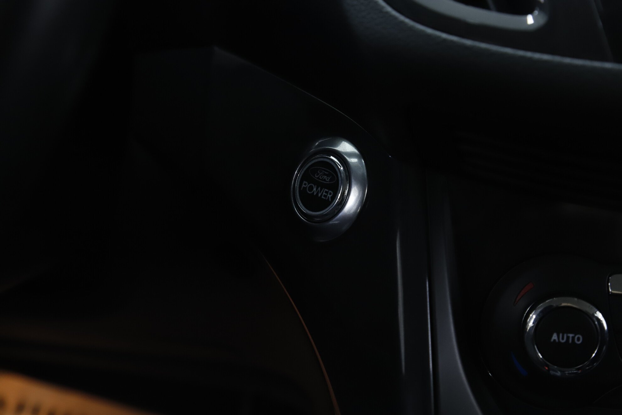 Ford Kuga, II, 2014 фото 14