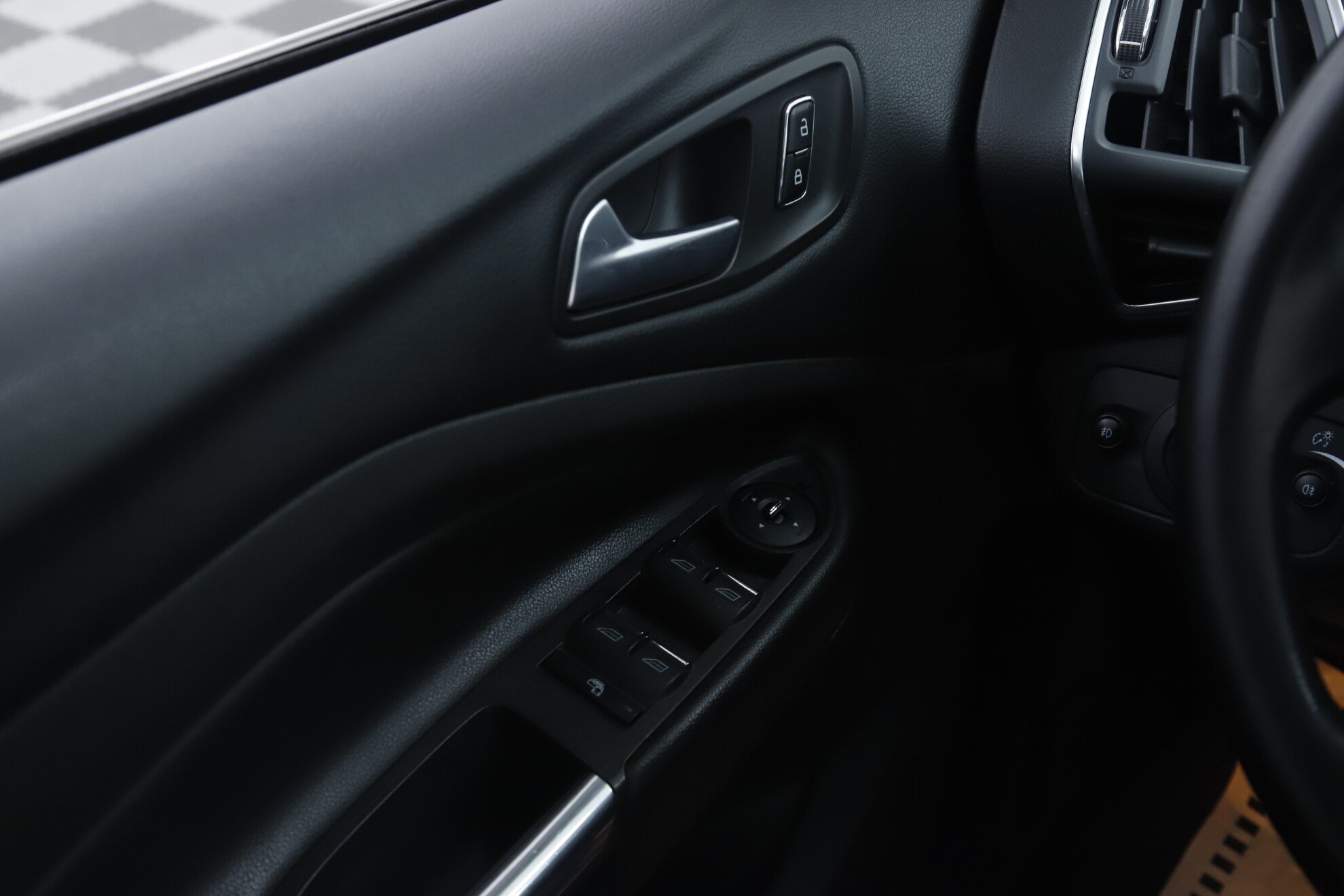 Ford Kuga, II, 2014 фото 10