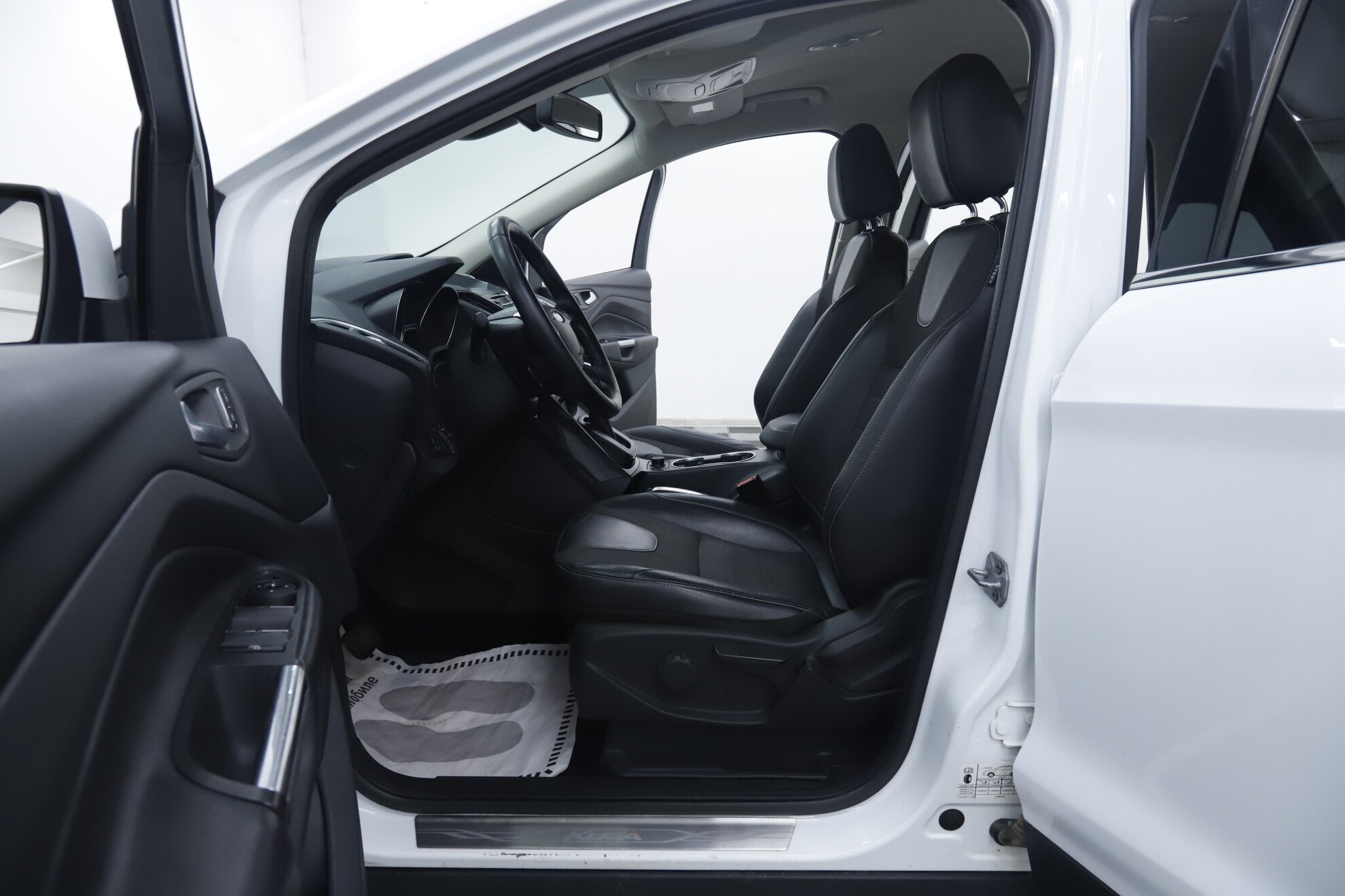 Ford Kuga, II, 2014 фото 7