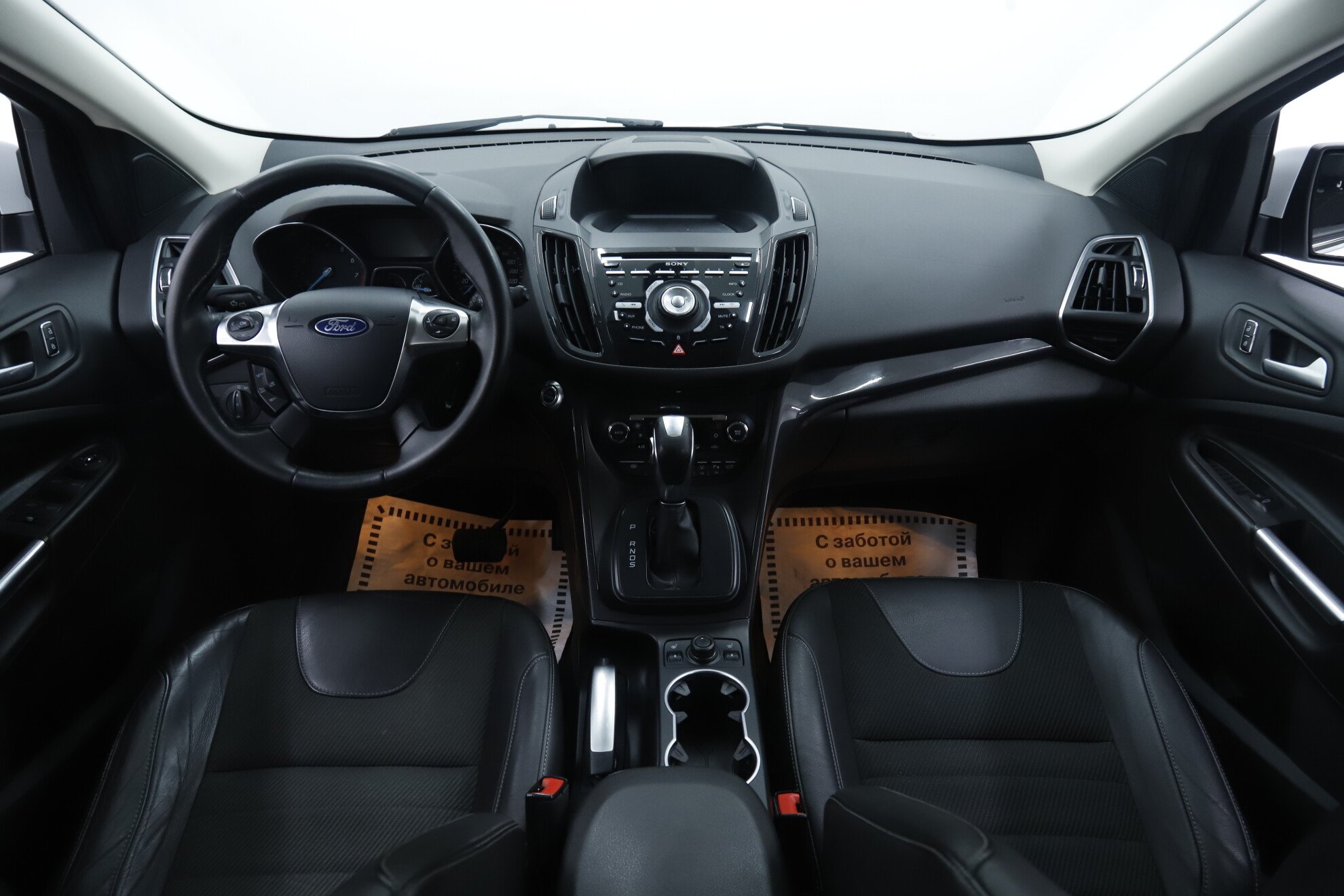 Ford Kuga, II, 2014 фото 9