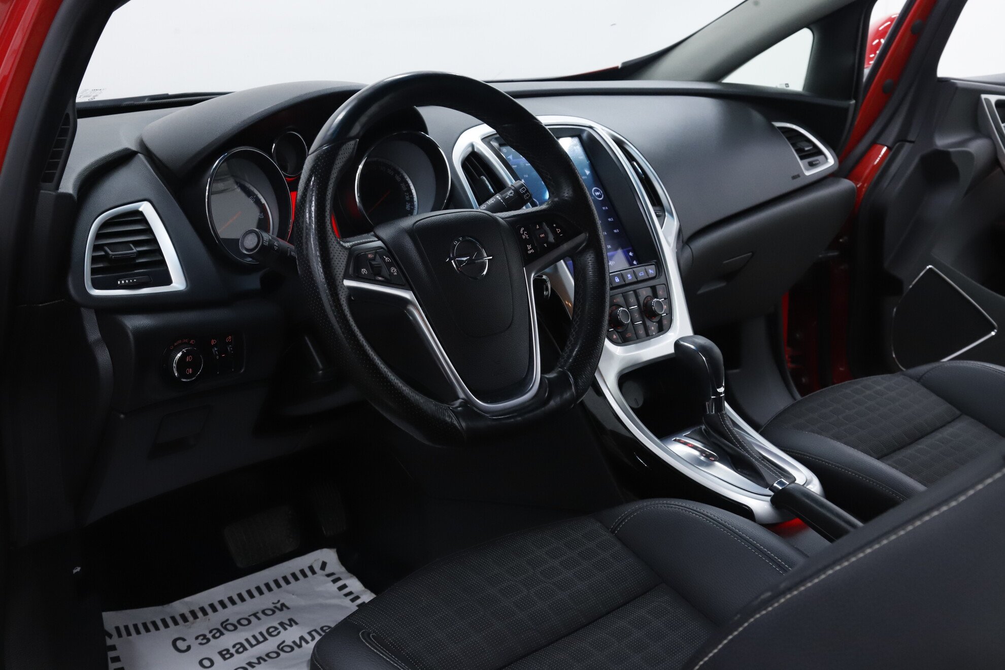 Opel Astra, J Рестайлинг, 2013 фото 9