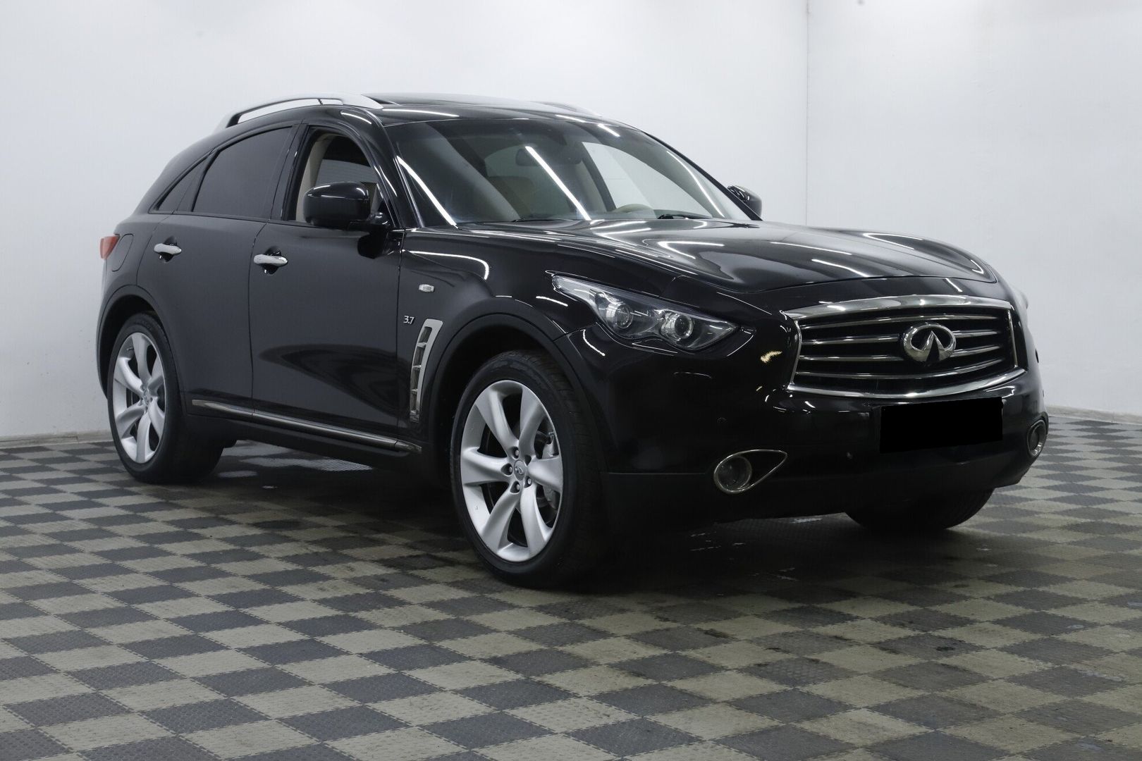 Infiniti QX70, 2013 фото 3