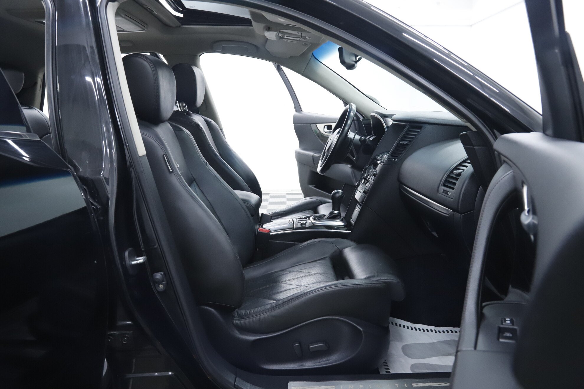 Infiniti FX, II (S51), 2010 фото 18