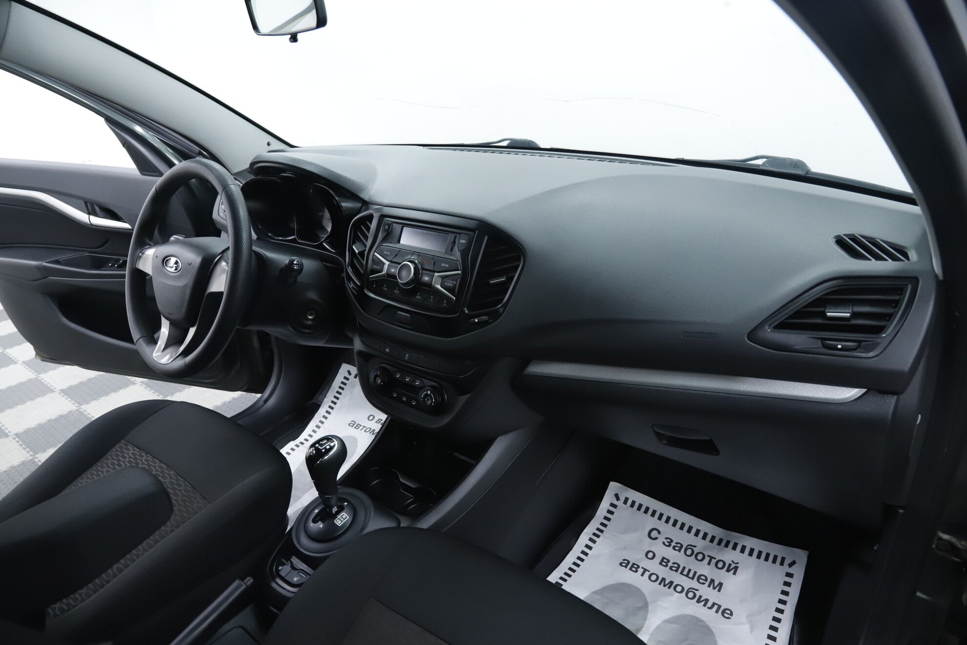 LADA (ВАЗ) Vesta, I, 2017 фото 13