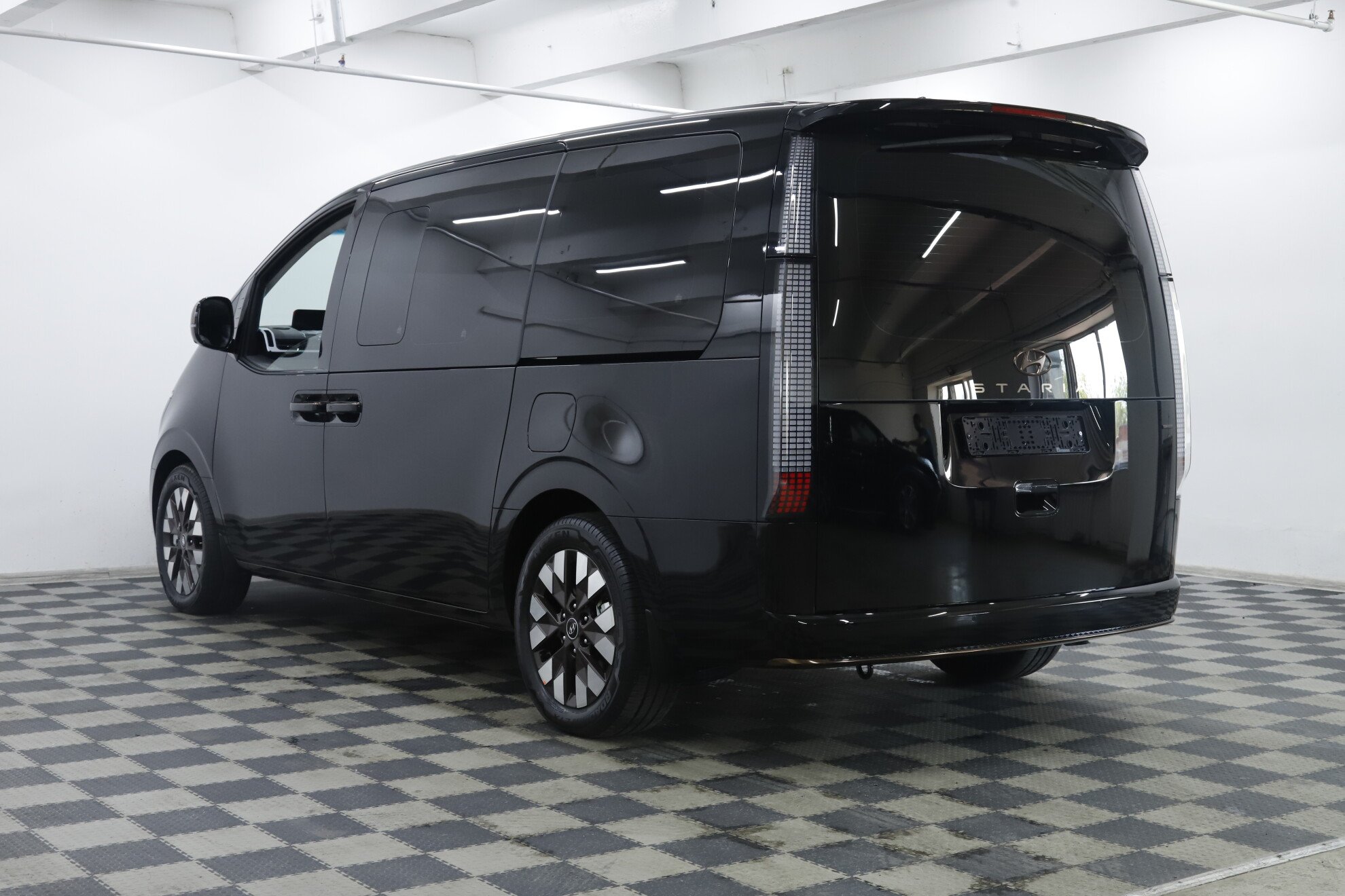 Hyundai Staria, 2022 фото 2