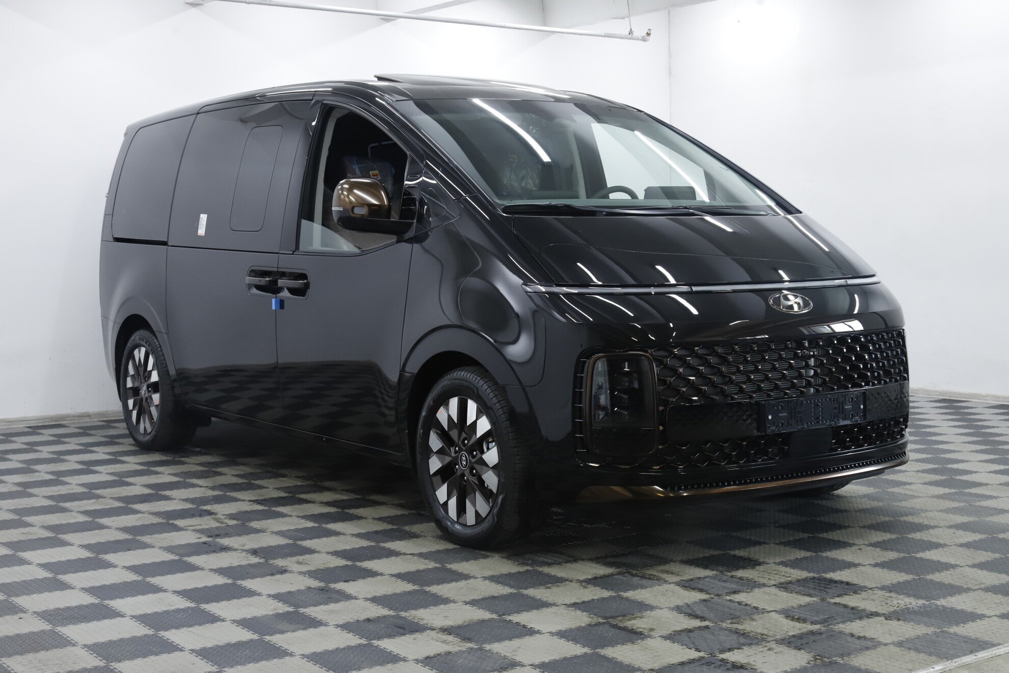 Hyundai Staria, 2022 фото 3