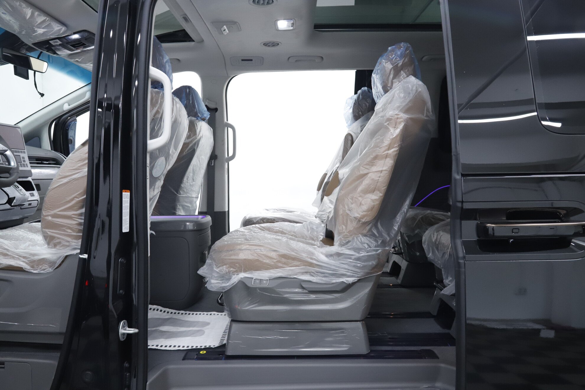 Hyundai Staria, 2022 фото 28