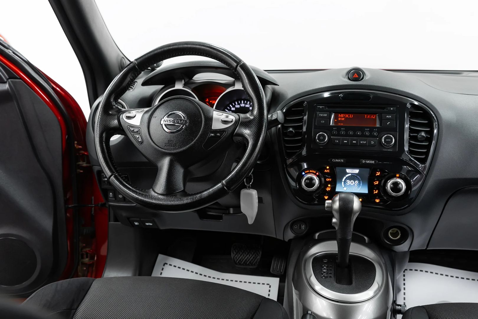 Nissan Juke, I, 2012 фото 11