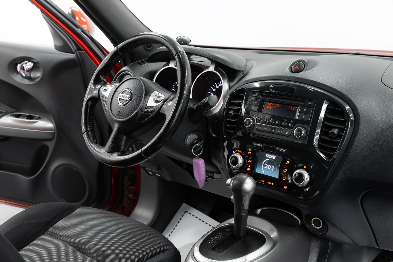 Nissan Juke, I, 2012 фото 8