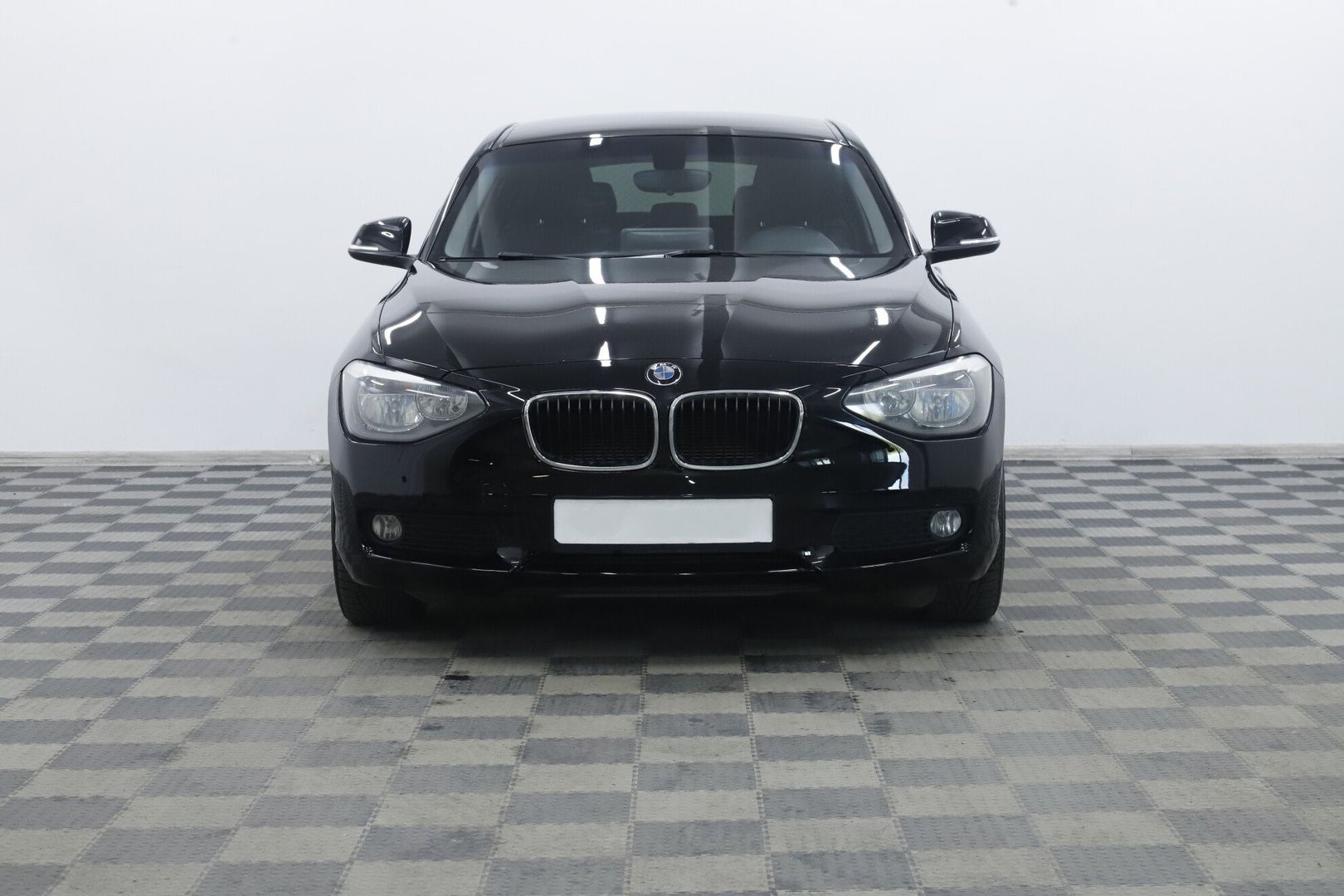 BMW 1 серии, II (F20/F21), 2011 фото 2