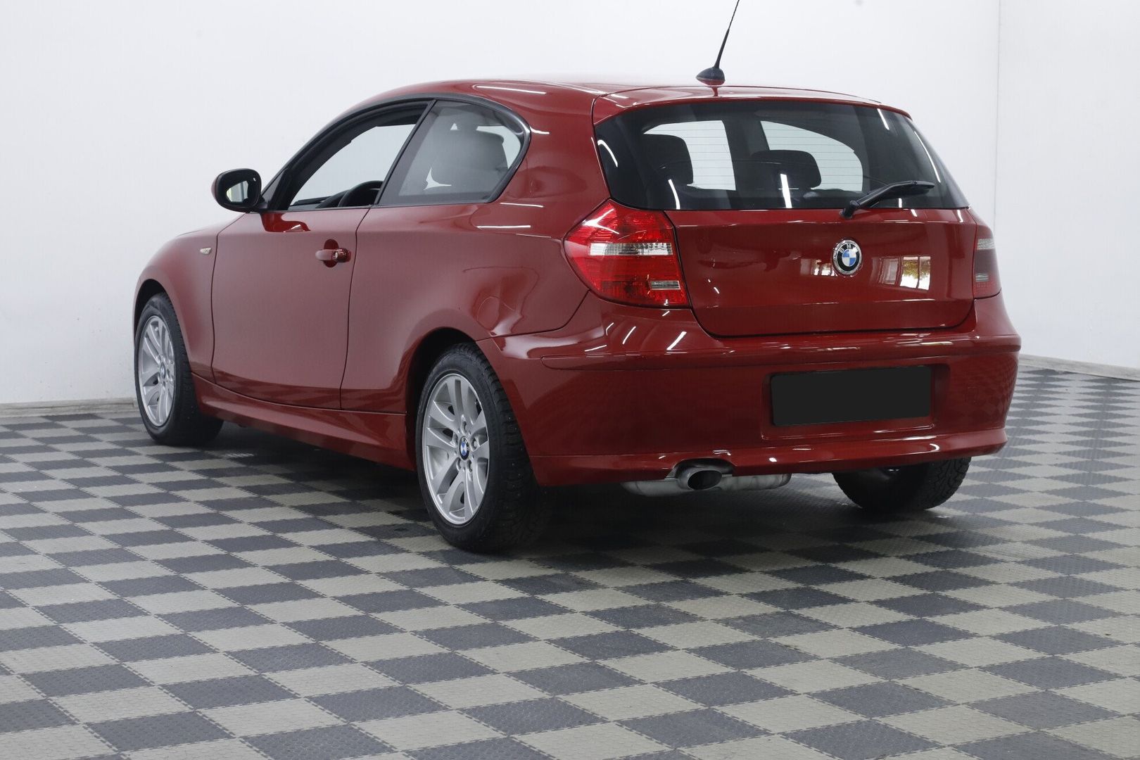 BMW 1 серии, I (E81/E82/E87/E88) Рестайлинг, 2011 фото 4